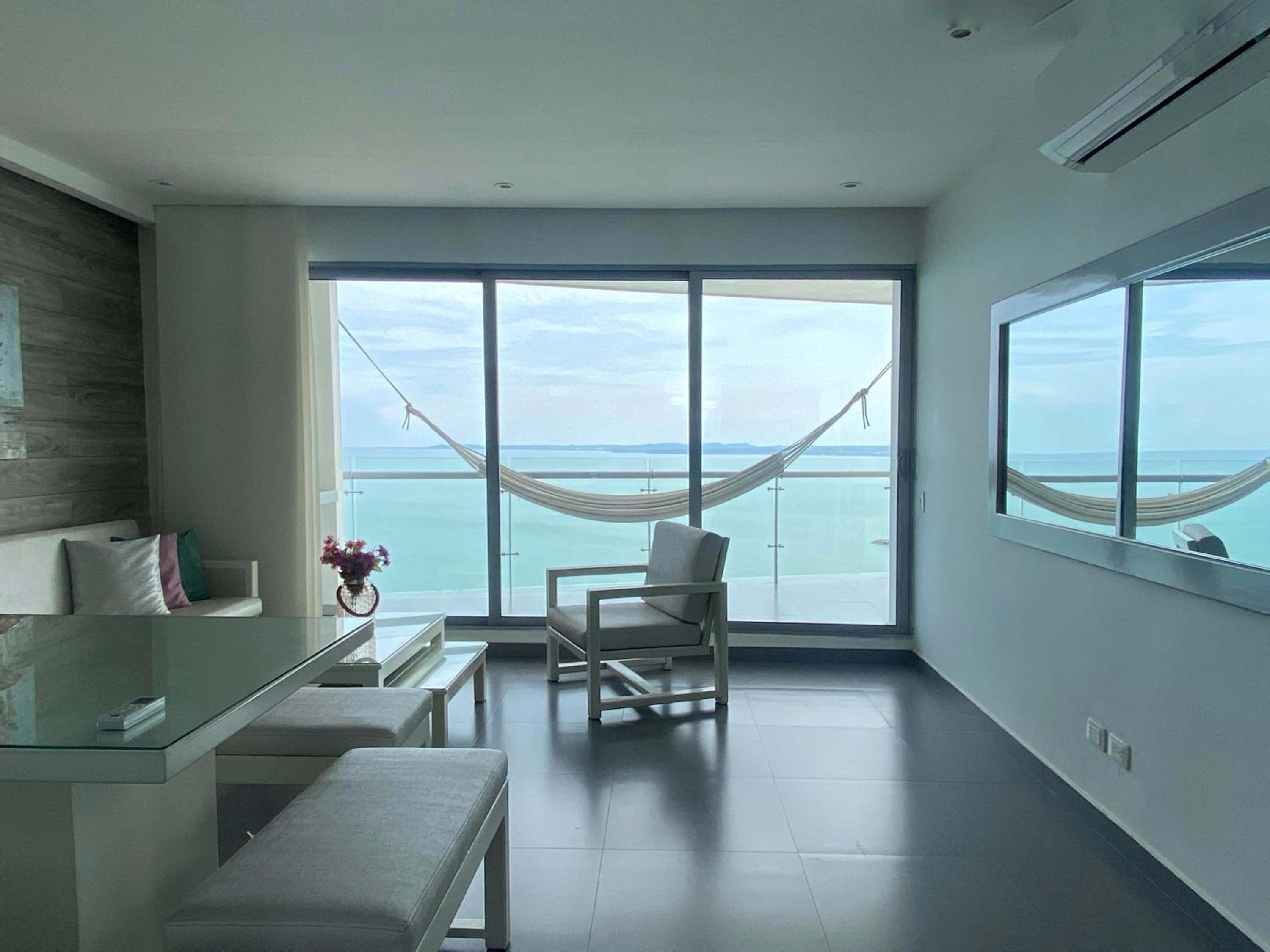 Amazing 3BR with Ocean View in Marbella