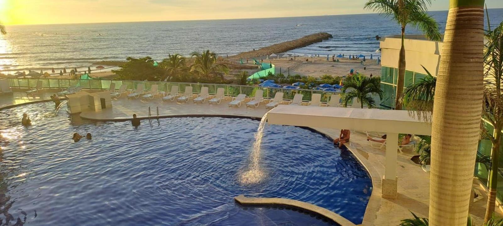 Apartamento con vista al mar piso 19 Bocagrande view 4