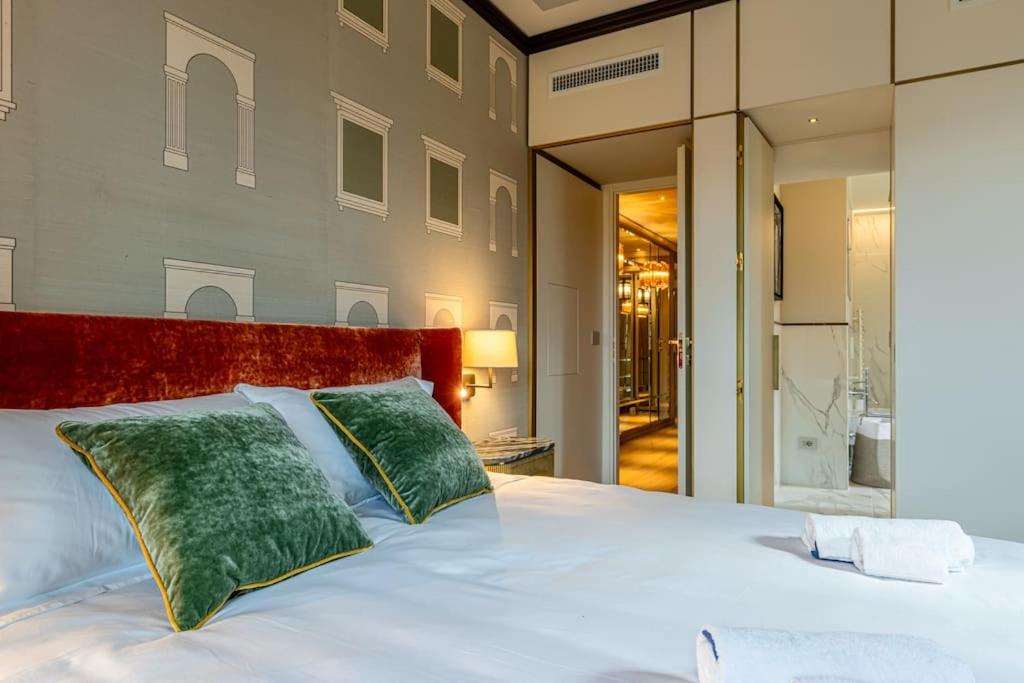 Duplex lusso con terrazzo panoramico vicino Duomo