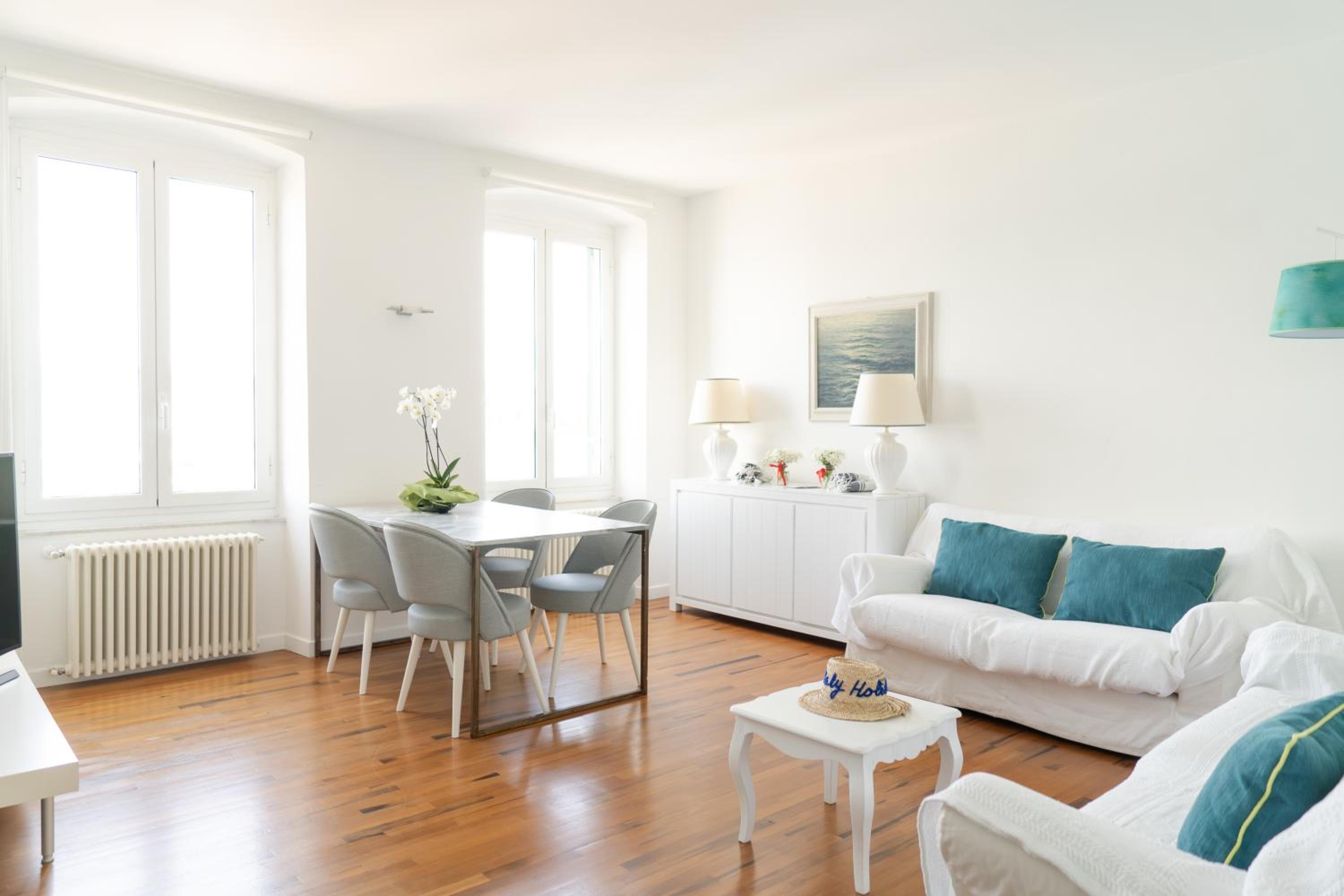 About Italy Holiday Rooms and Apartments