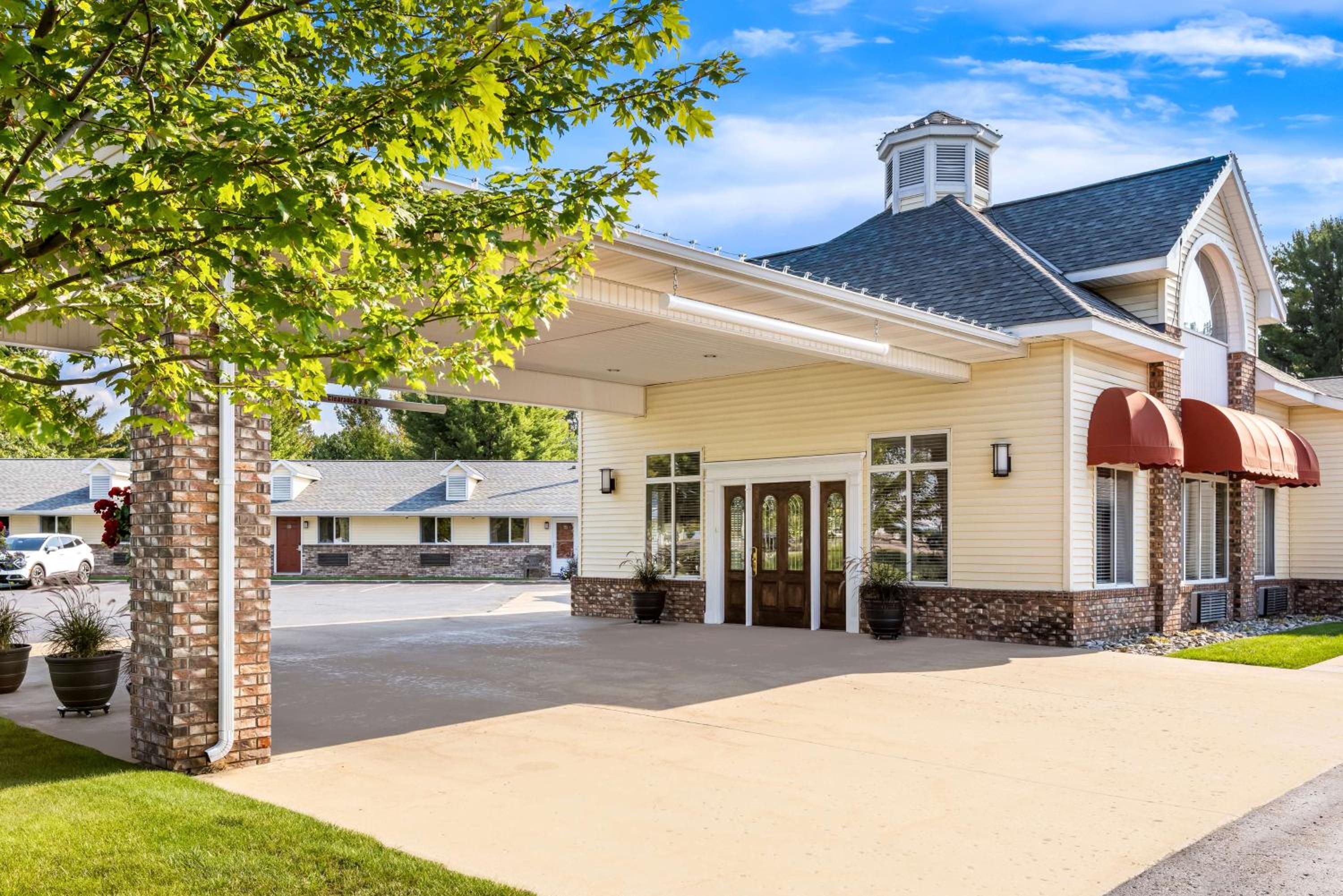 Best Western of Harbor Springs, Photo 22