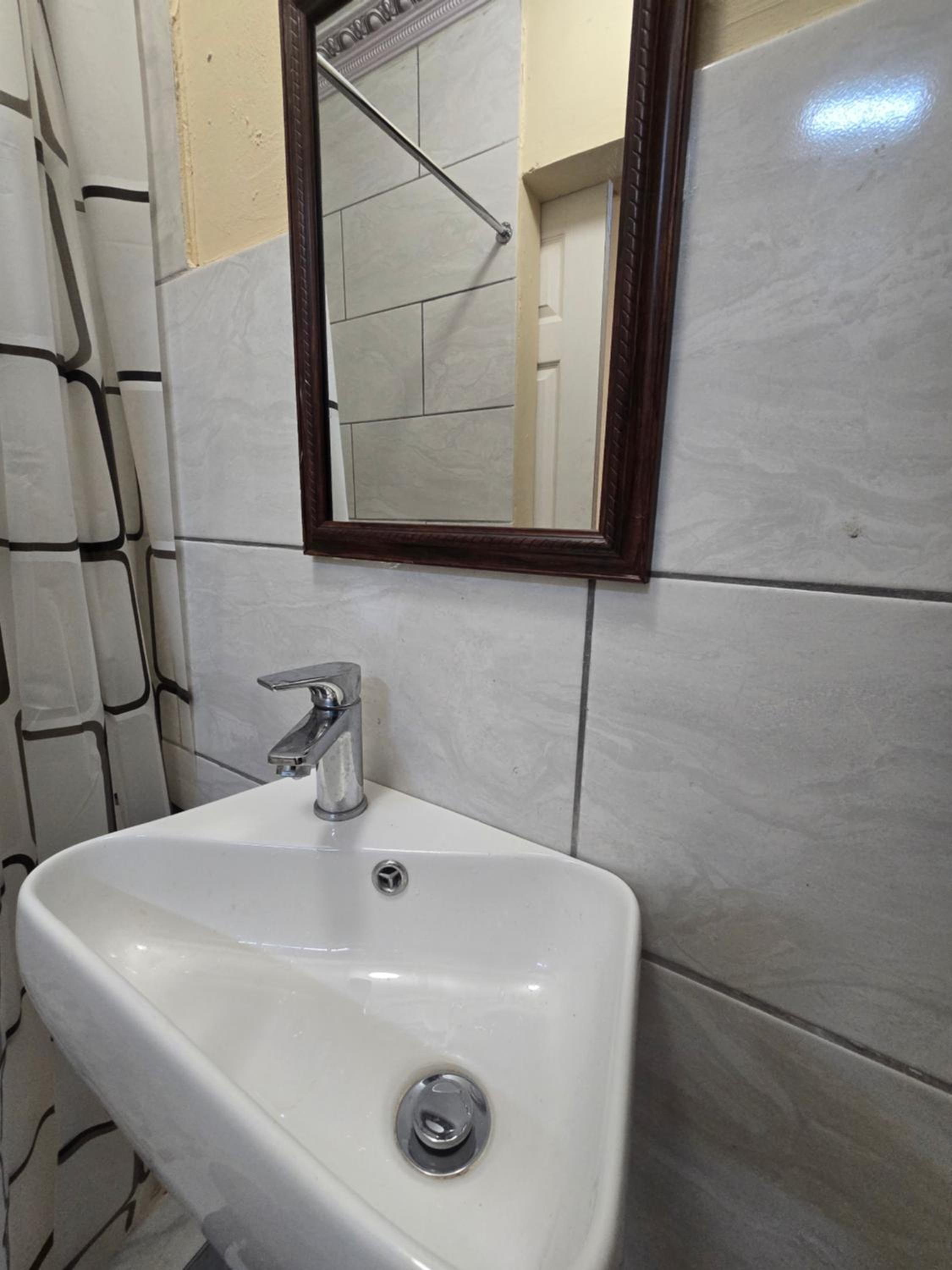 Photo 32