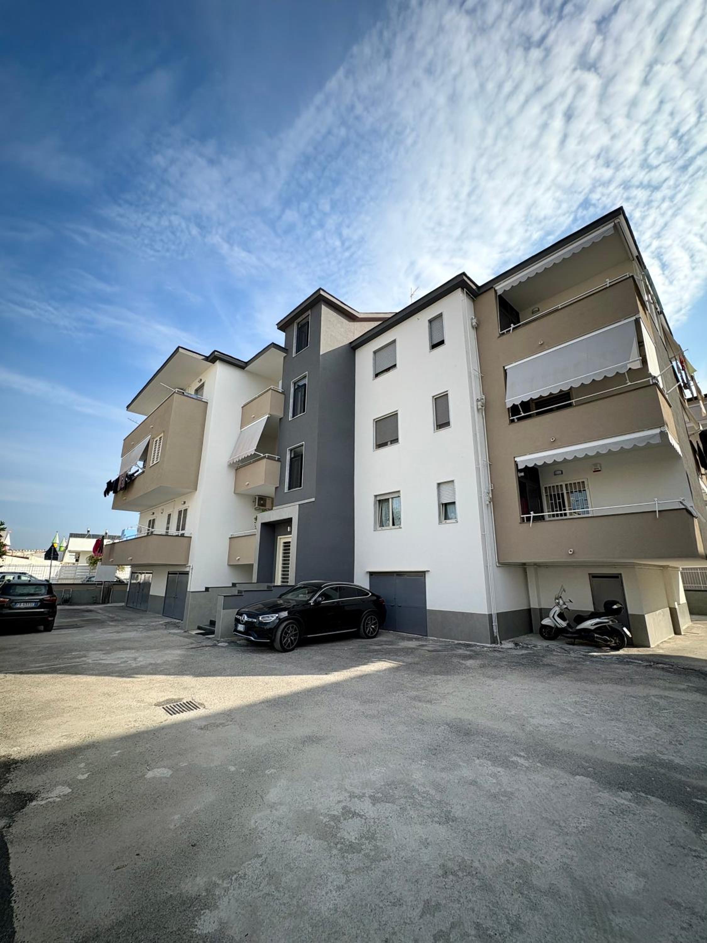 Appartamento con WI FI e Netflix Your second House view 2