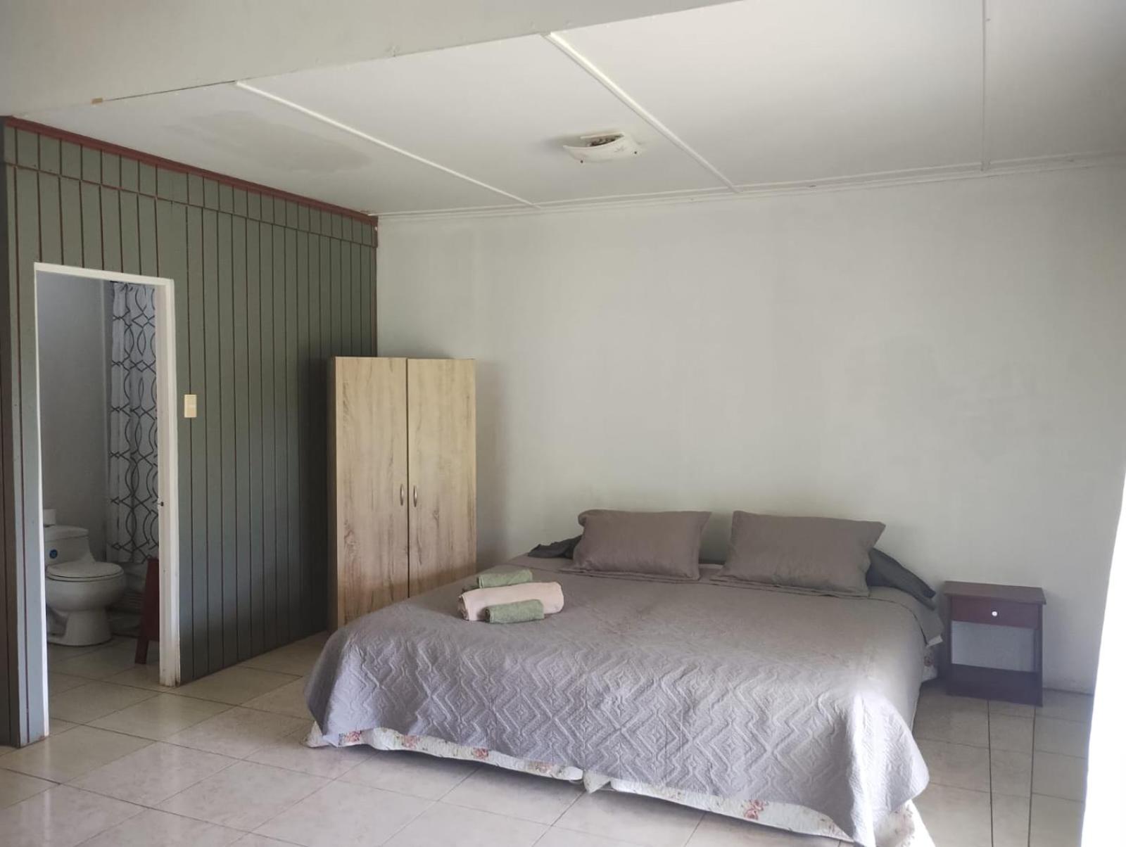 Tumu Cabin Rapa Nui