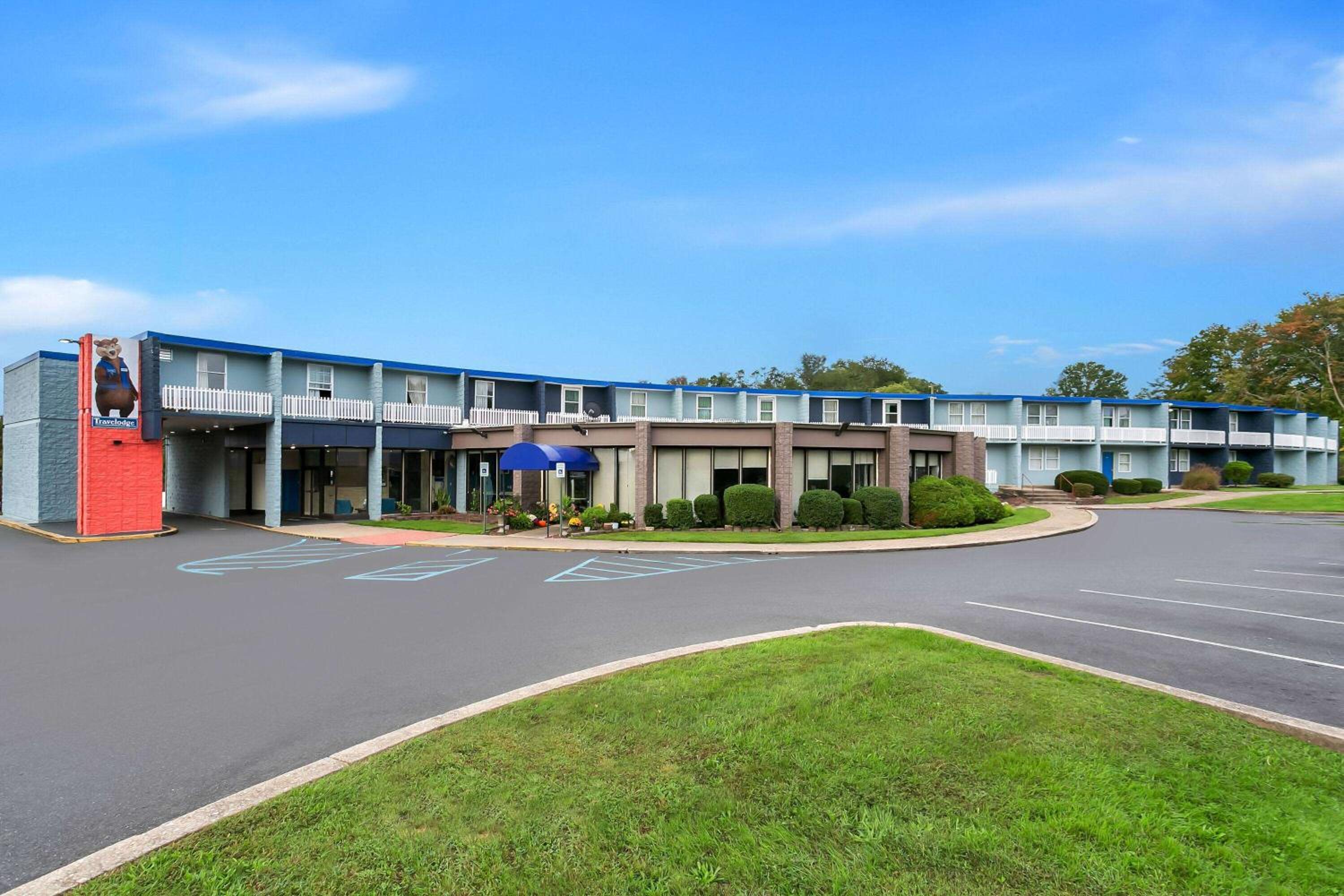 Travelodge by Wyndham Aberdeen view 4