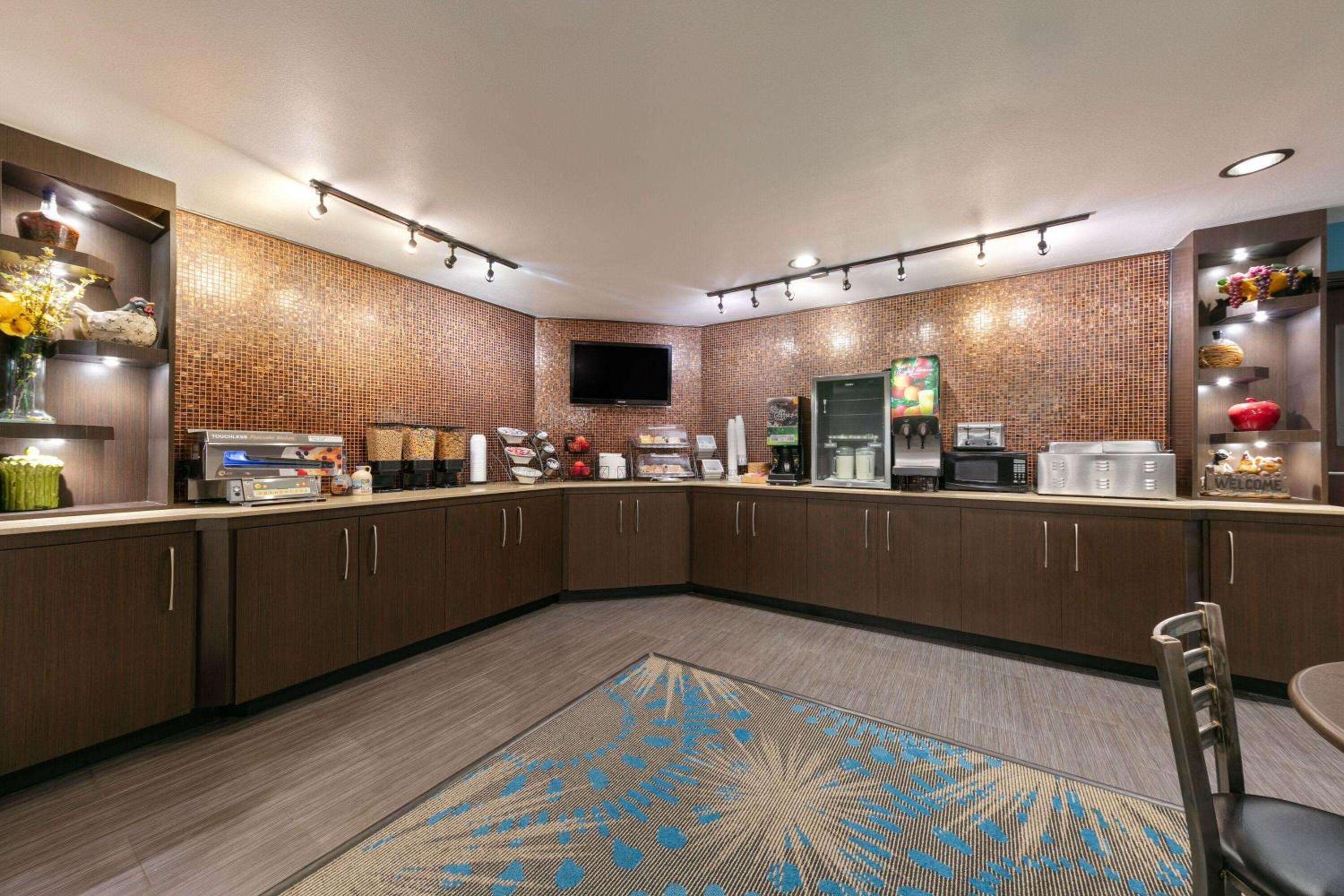Fort Smith Vacations - Days Inn by Wyndham Fort Smith - Property Image 5