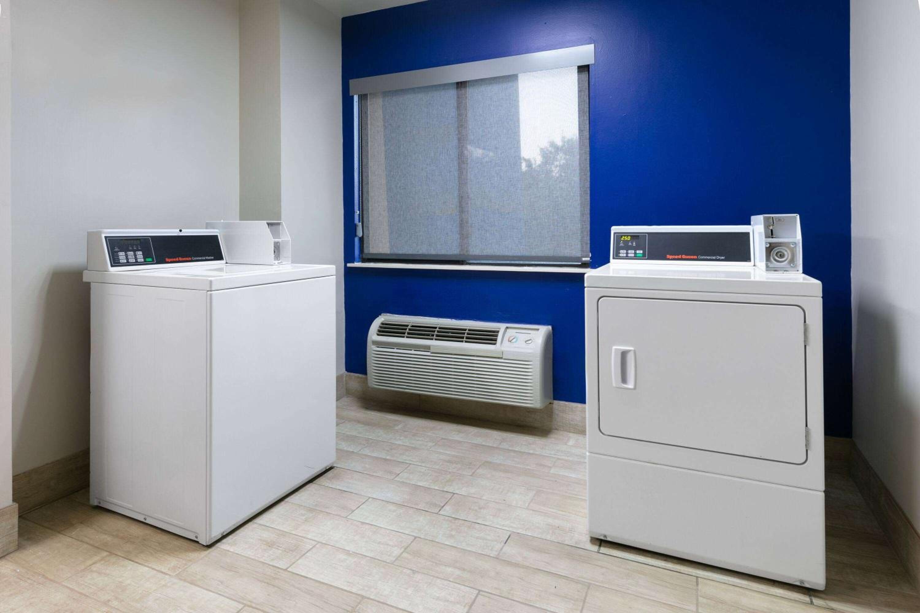 Fort Smith Vacations - Days Inn by Wyndham Fort Smith - Property Image 6