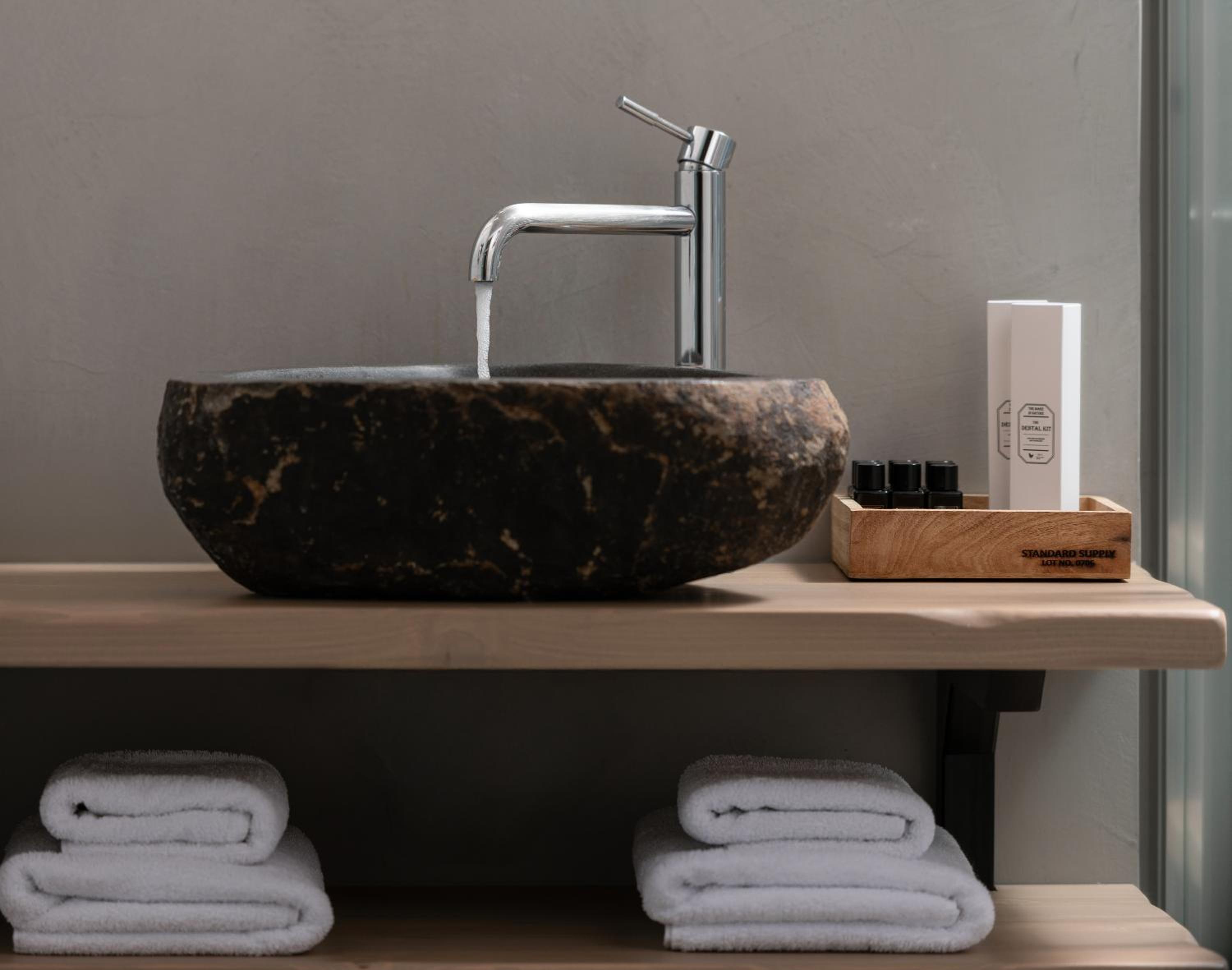 Evora Luxury Suites