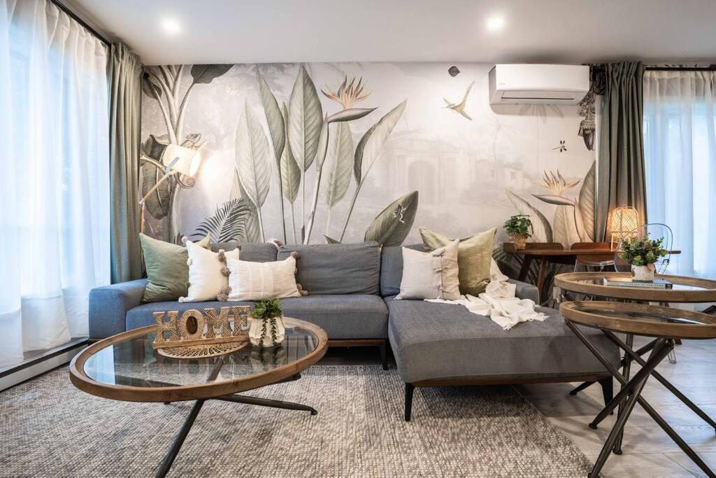 Tropical Rainforest Retreat, 3BR Oasis and Free Parking