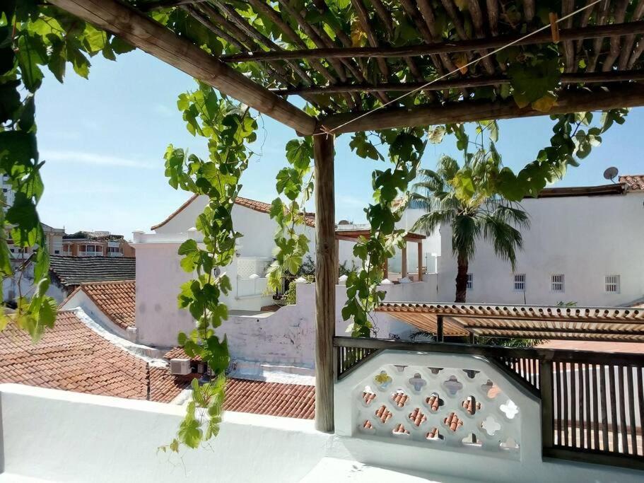 Charming colonial Home with pool, walled city