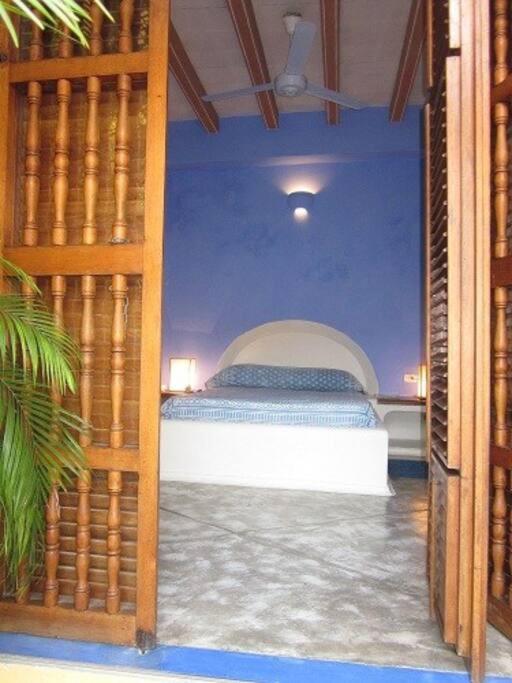 Charming colonial Home with pool, walled city
