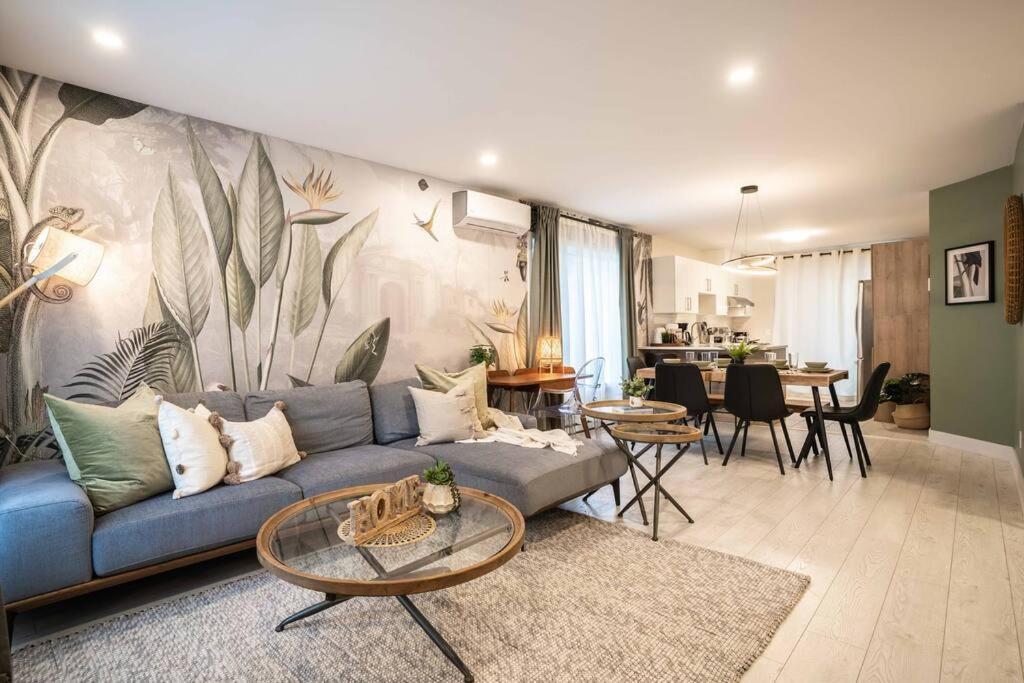 Tropical Rainforest Retreat, 3BR Oasis and Free Parking