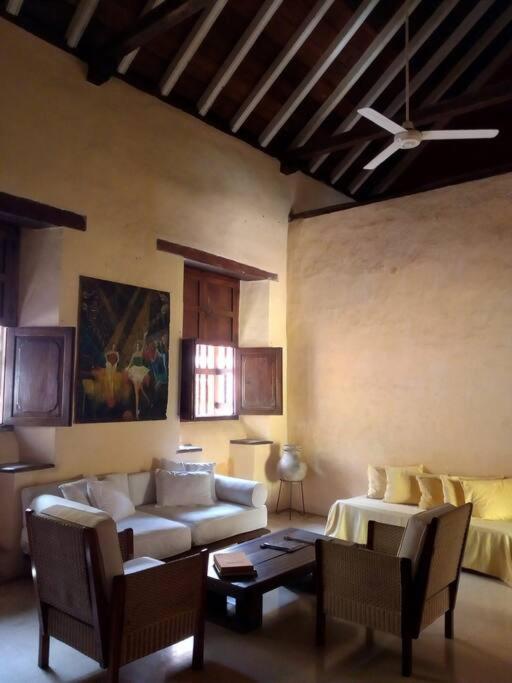 Charming colonial Home with pool, walled city