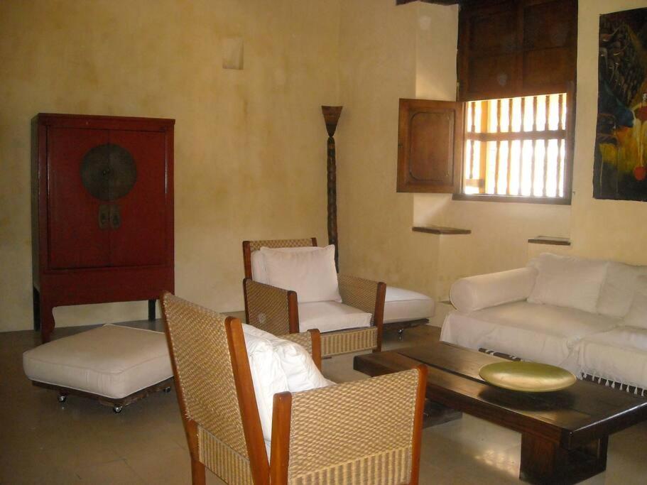 Charming colonial Home with pool, walled city