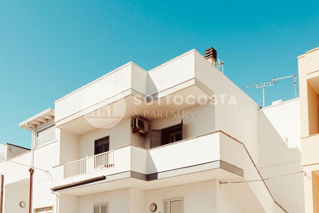 HIBISCUS FLAT - San Foca view 4