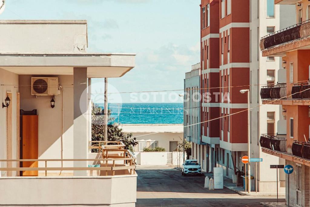 HIBISCUS FLAT - San Foca view 3