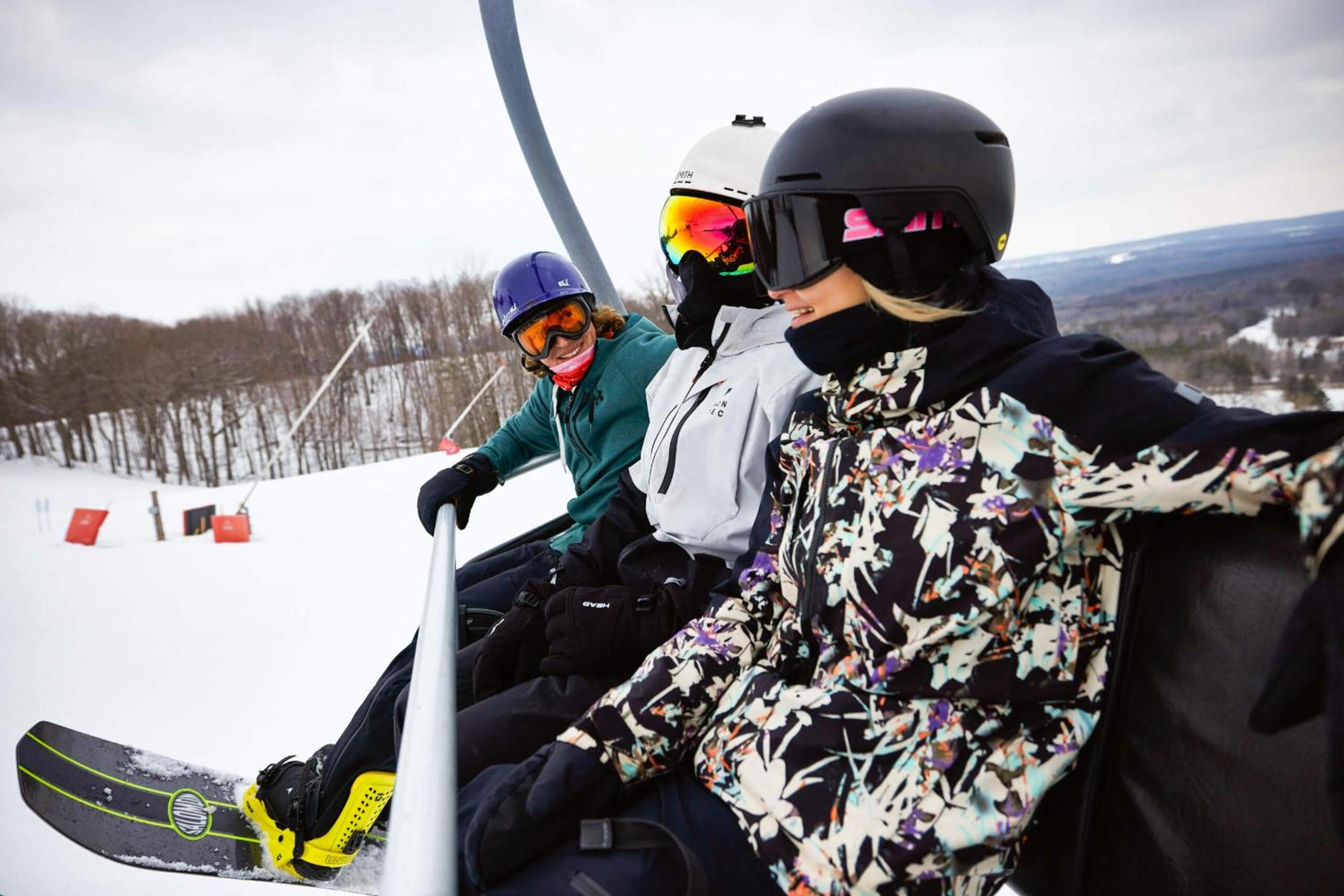 Barrie Vacations - Family Comfort Stay - 2 Bedroom Apartment - Property Image 12