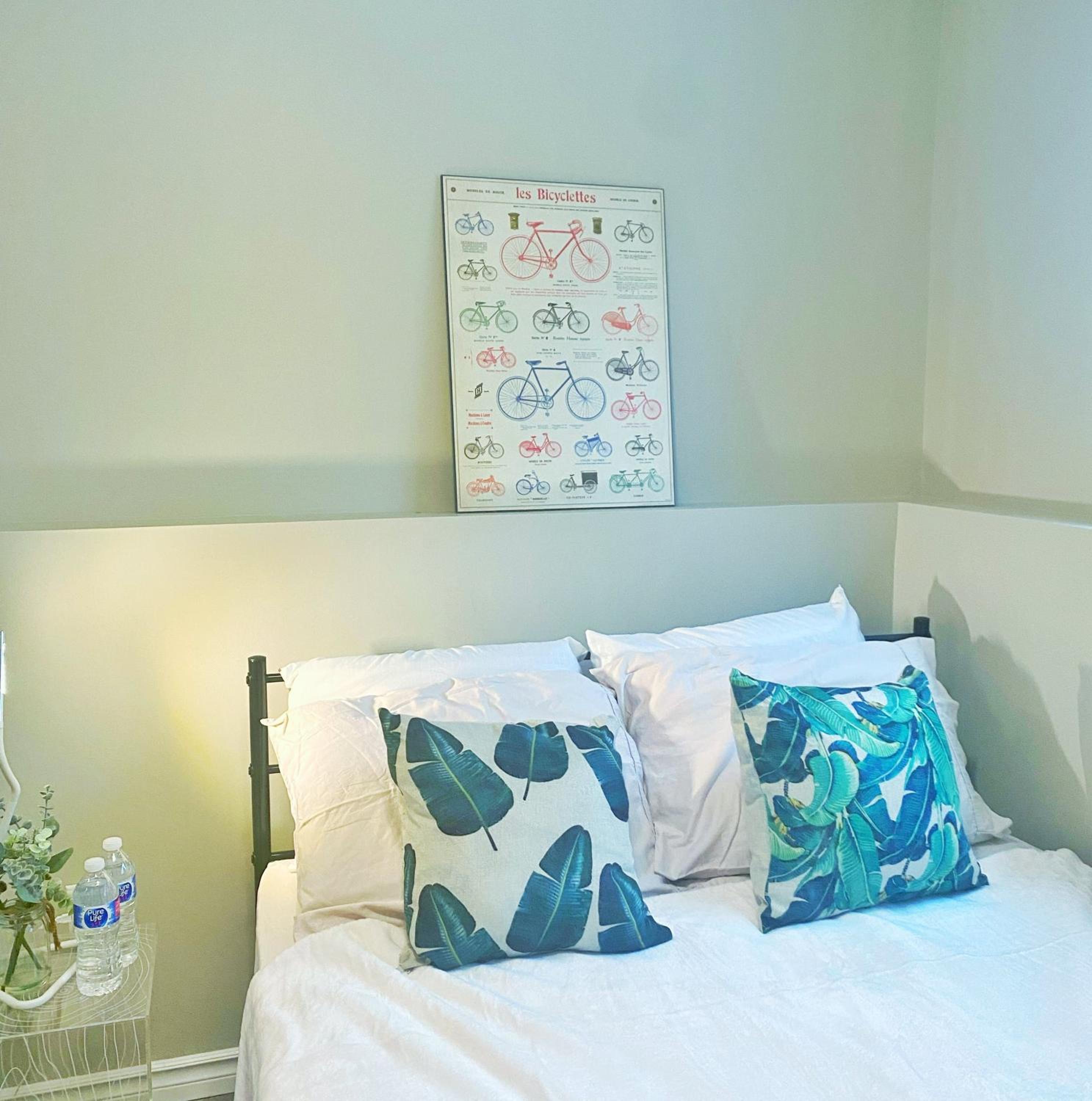 Barrie Vacations - Family Comfort Stay - 2 Bedroom Apartment - Property Image 9