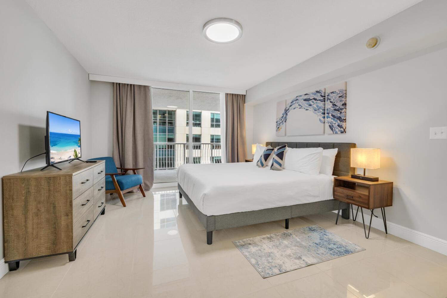 myClub at Brickell Bay