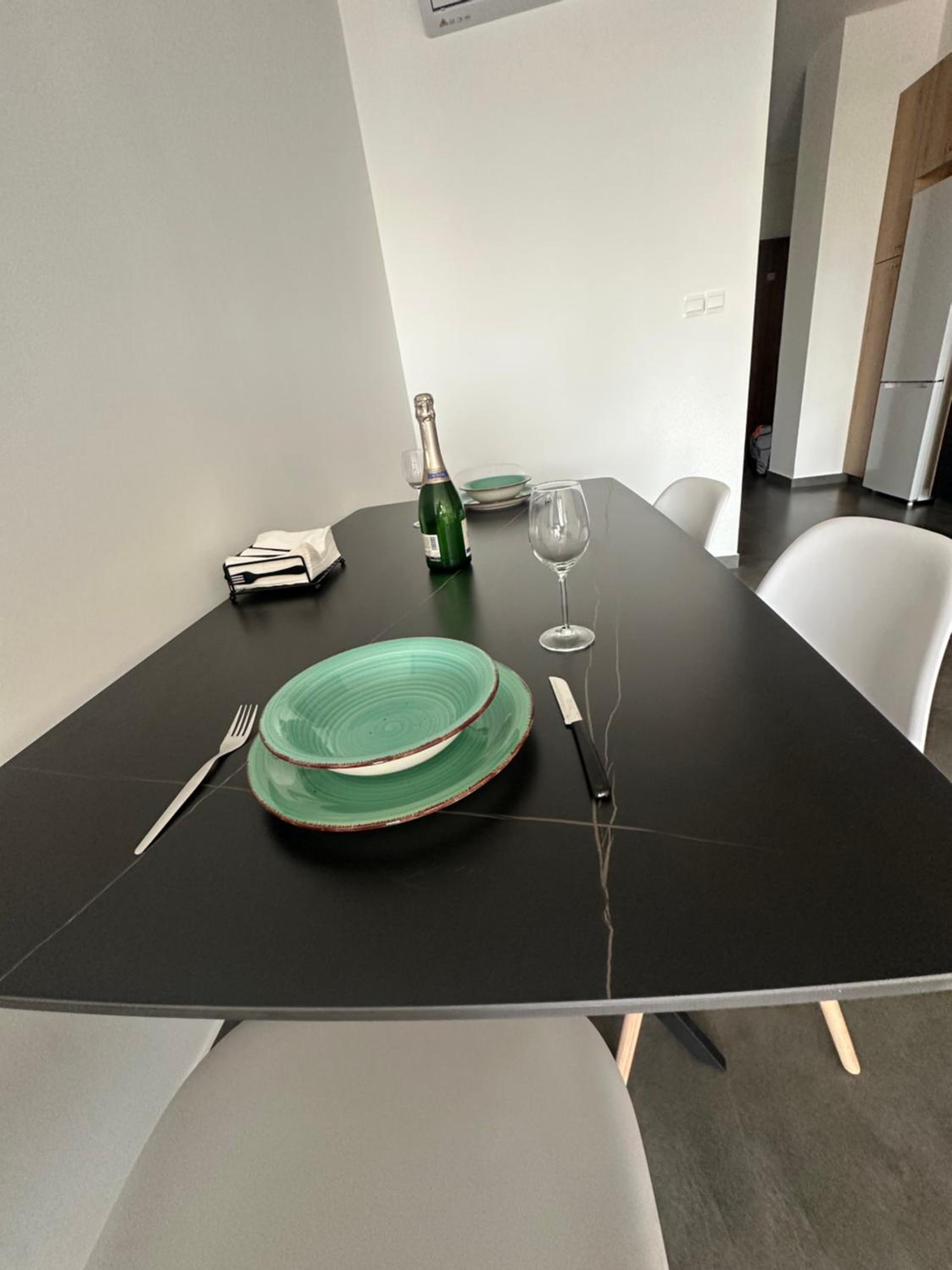 Luxurious two bedroom apartment with roof garden