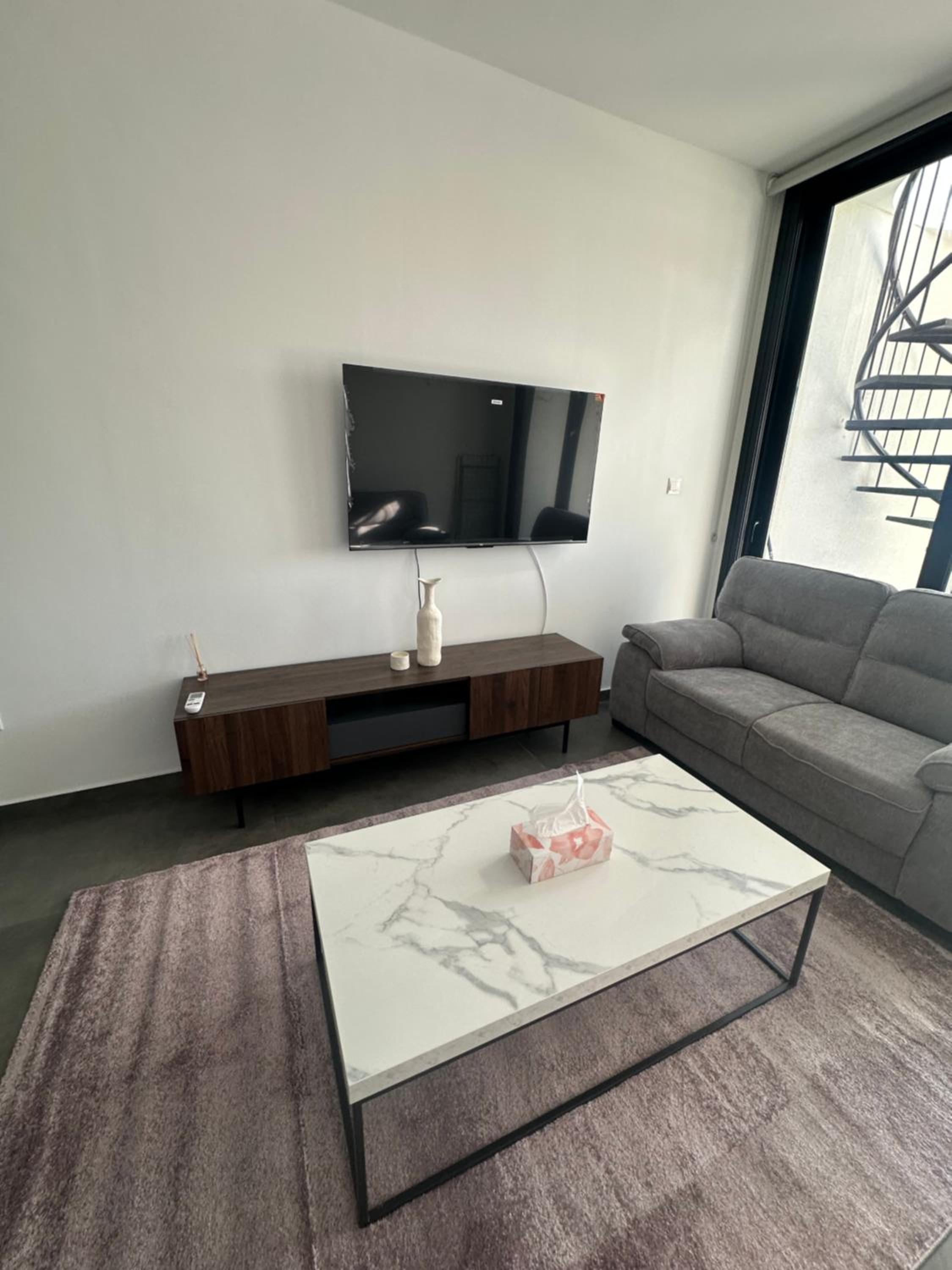 Luxurious two bedroom apartment with roof garden