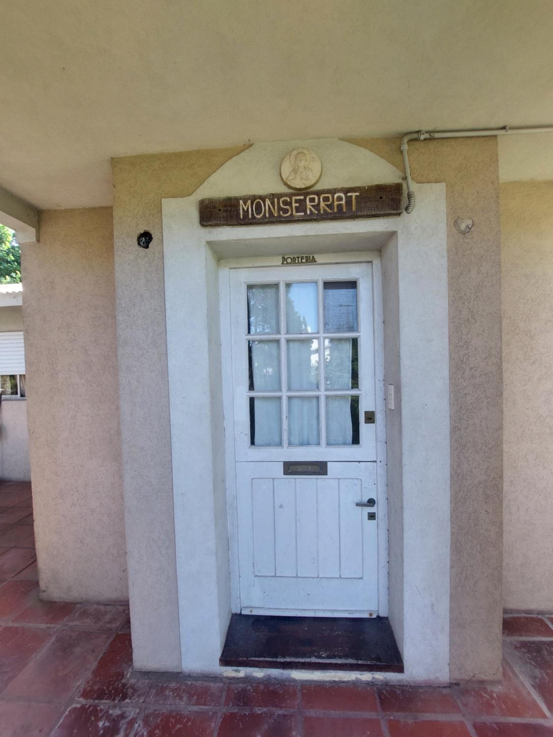 Monserrat Bungalows Con pileta y parrilla