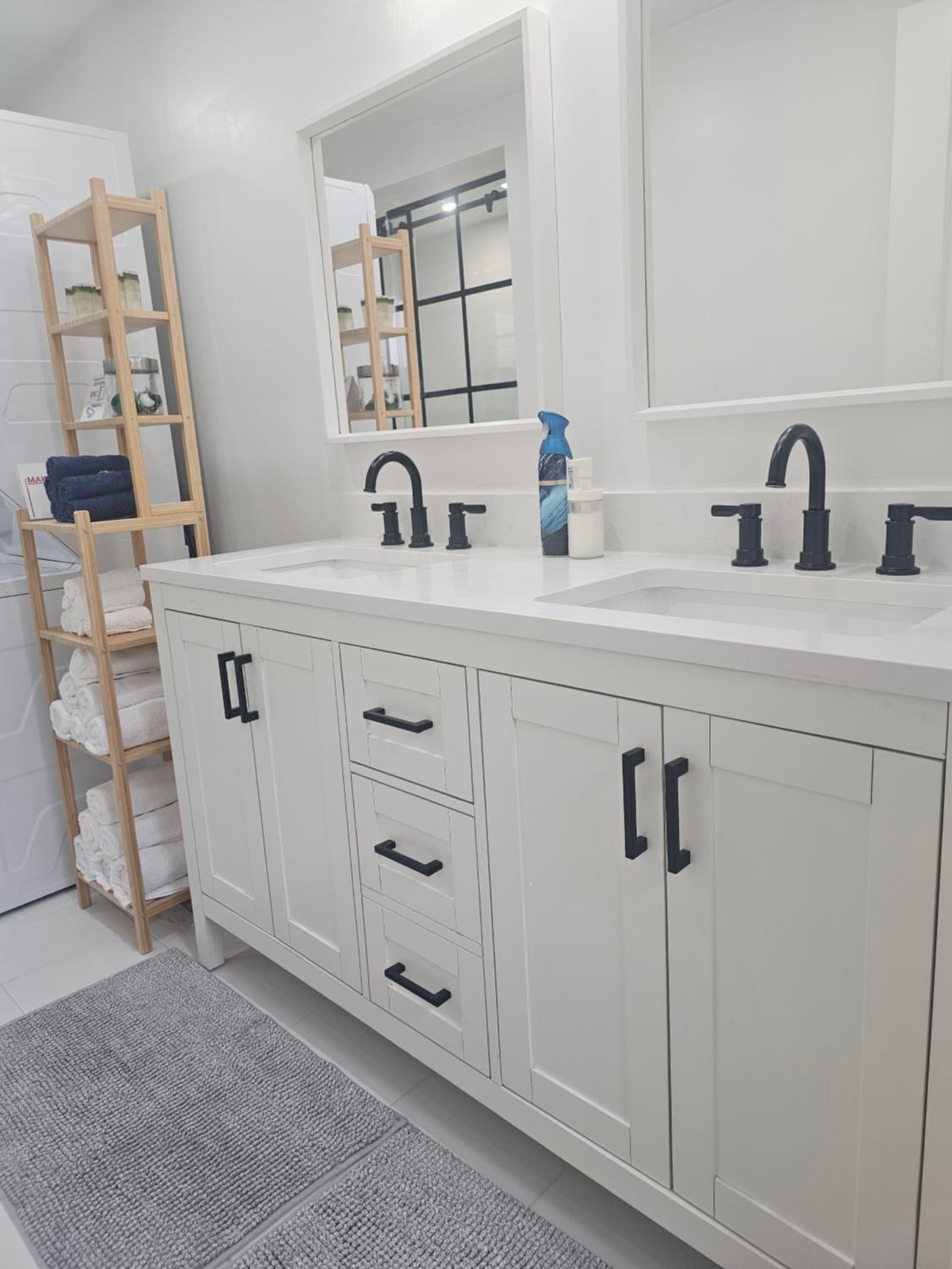 3-Bed 3-Bath Cozy Vacation House in Ajax, Greater Toronto Area, ON, Canada