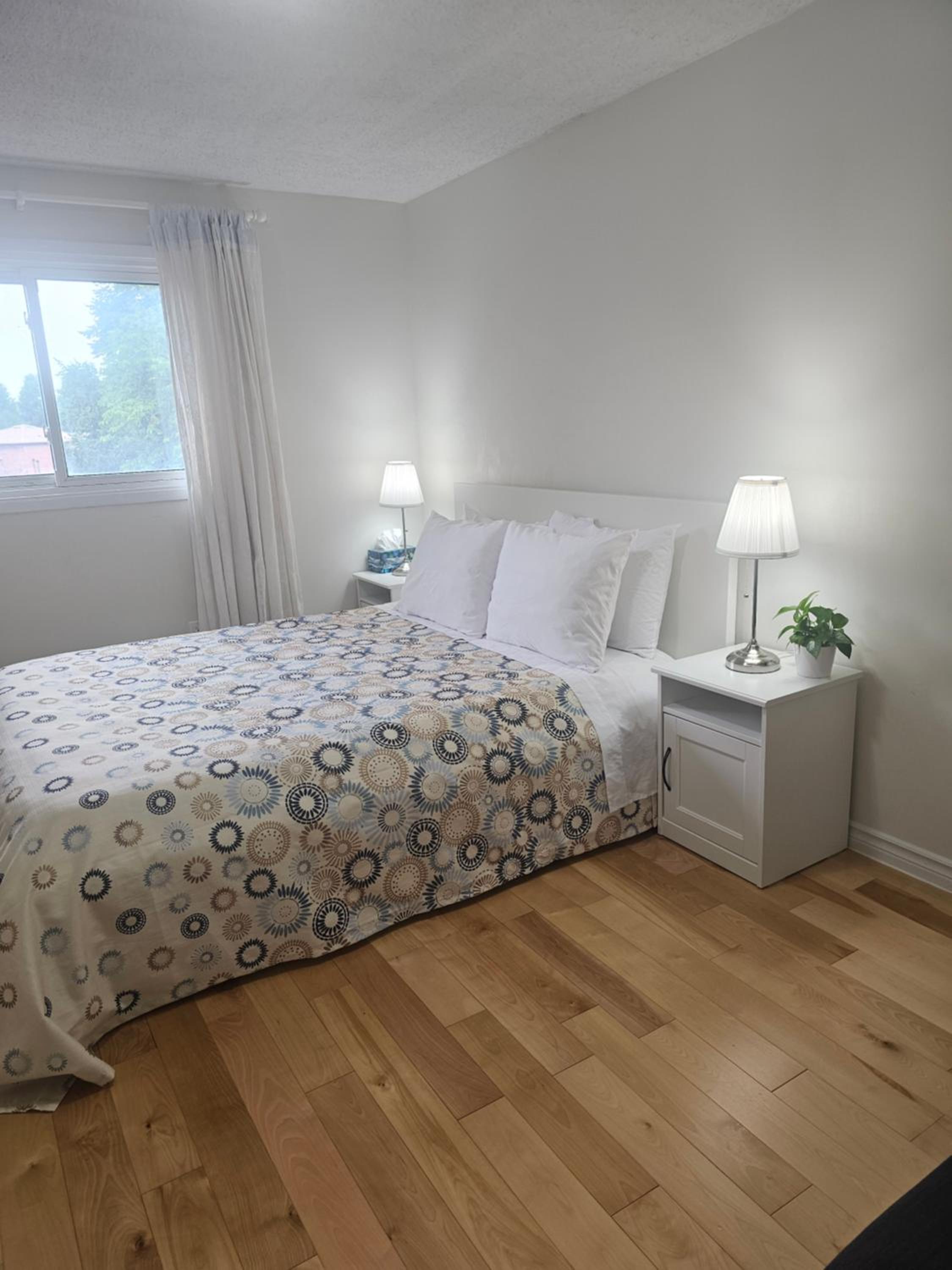 3-Bed 3-Bath Cozy Vacation House in Ajax, Greater Toronto Area, ON, Canada