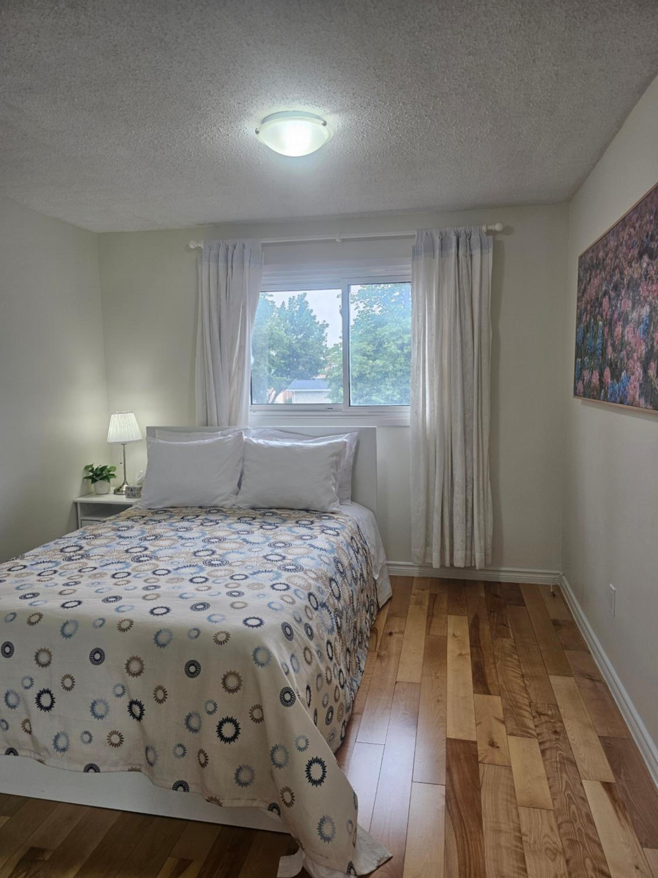 3-Bed 3-Bath Cozy Vacation House in Ajax, Greater Toronto Area, ON, Canada