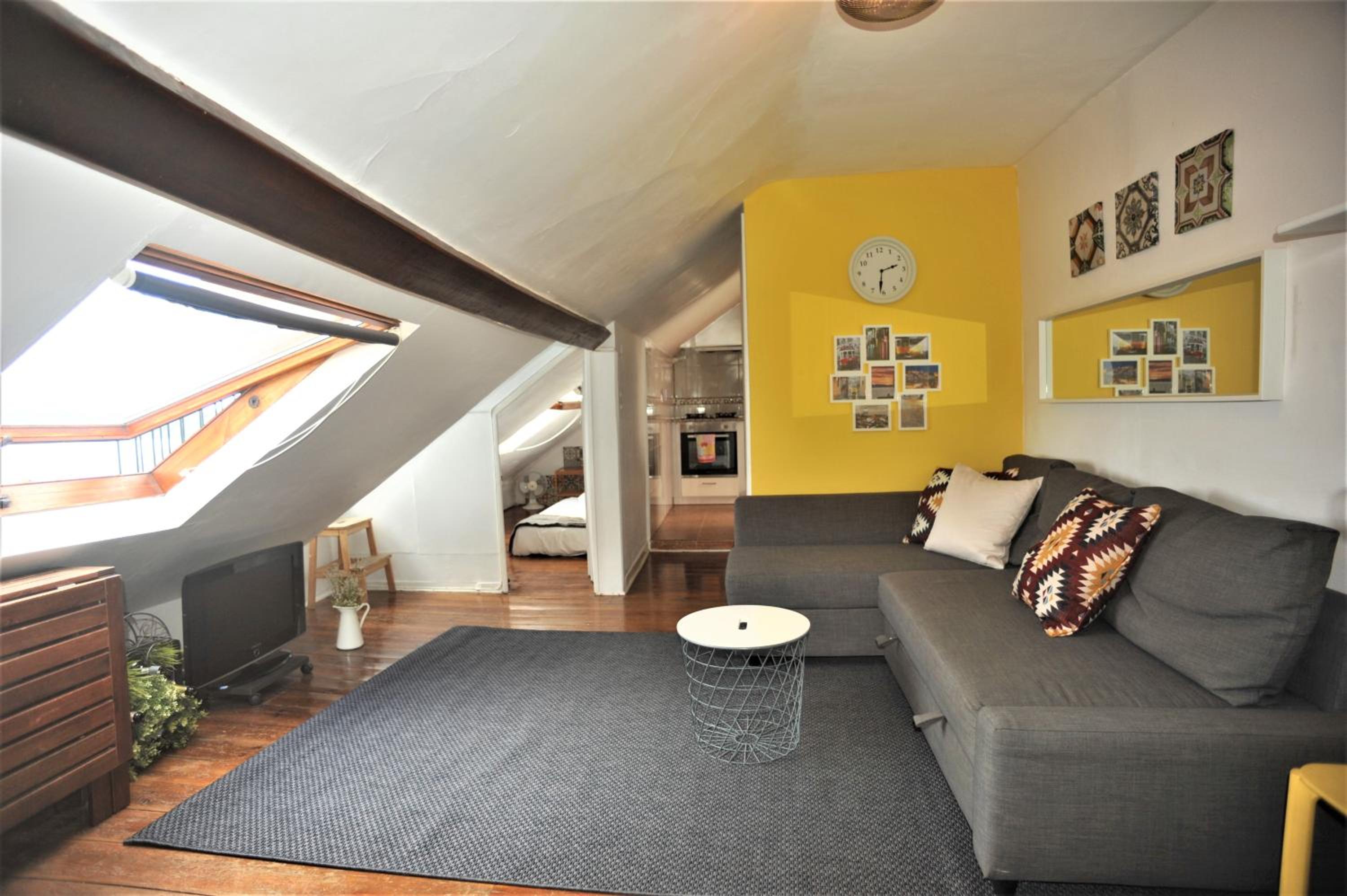 Santos - Upper Loft with River View en Lisbon