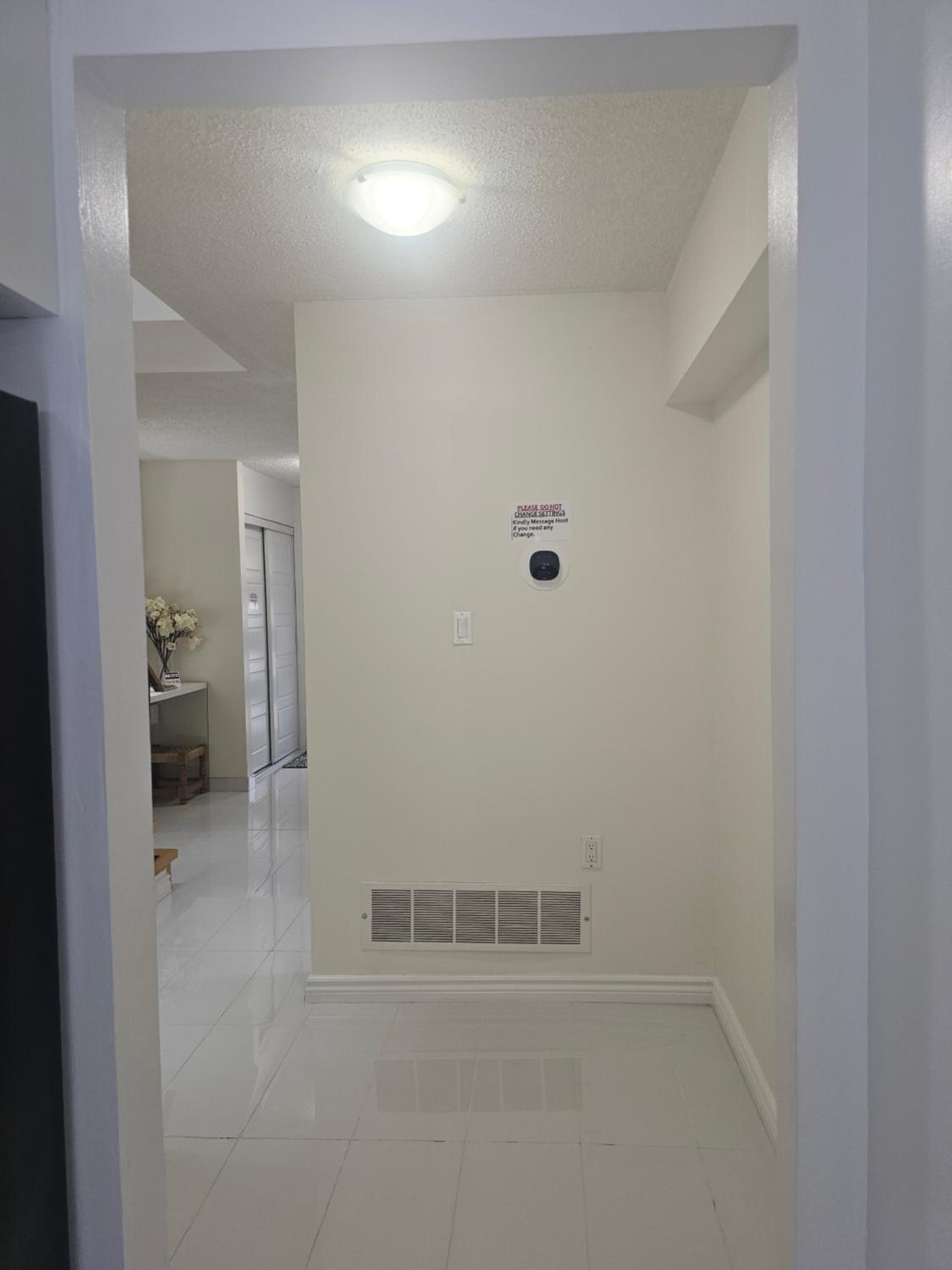 3-Bed 3-Bath Cozy Vacation House in Ajax, Greater Toronto Area, ON, Canada