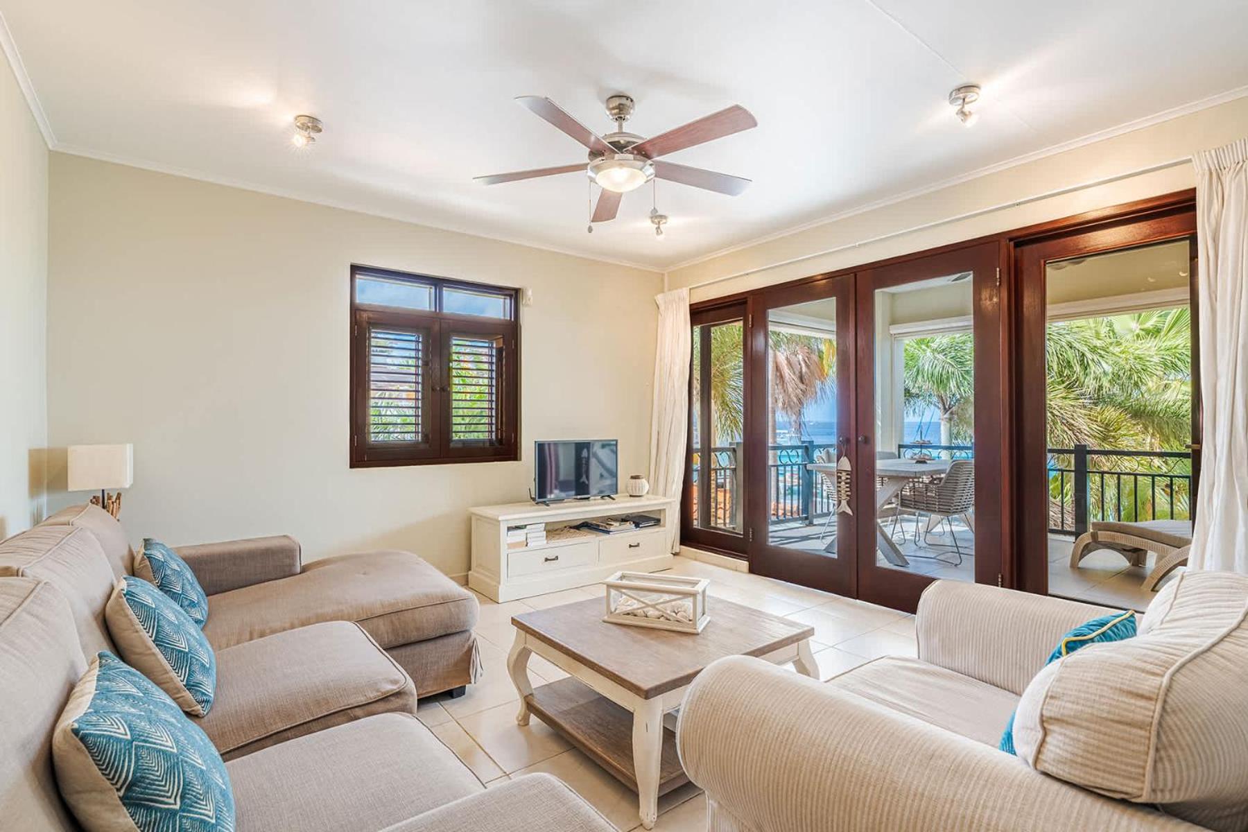 Elegancia Ocean View with Cooling Pool