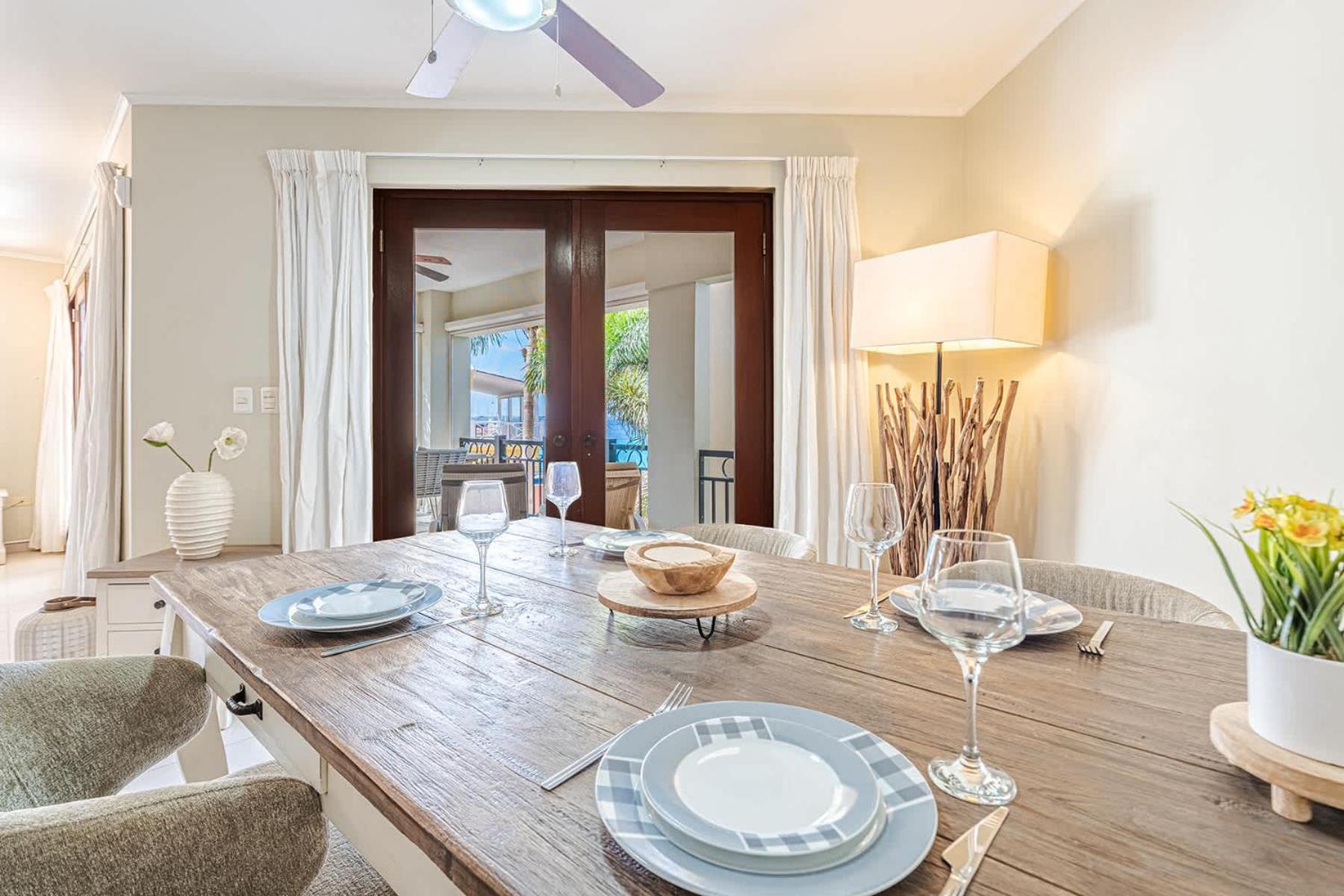 Elegancia Ocean View with Cooling Pool