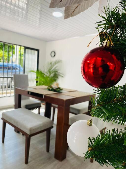 La Casa de la Abuela! Hermosa Navidad!