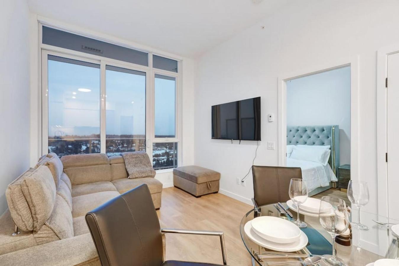 Ideal Surrey Condo with Best Views