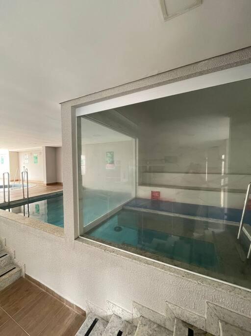 Apartamento lindo e completo em Caldas Novas viva essa experiência!