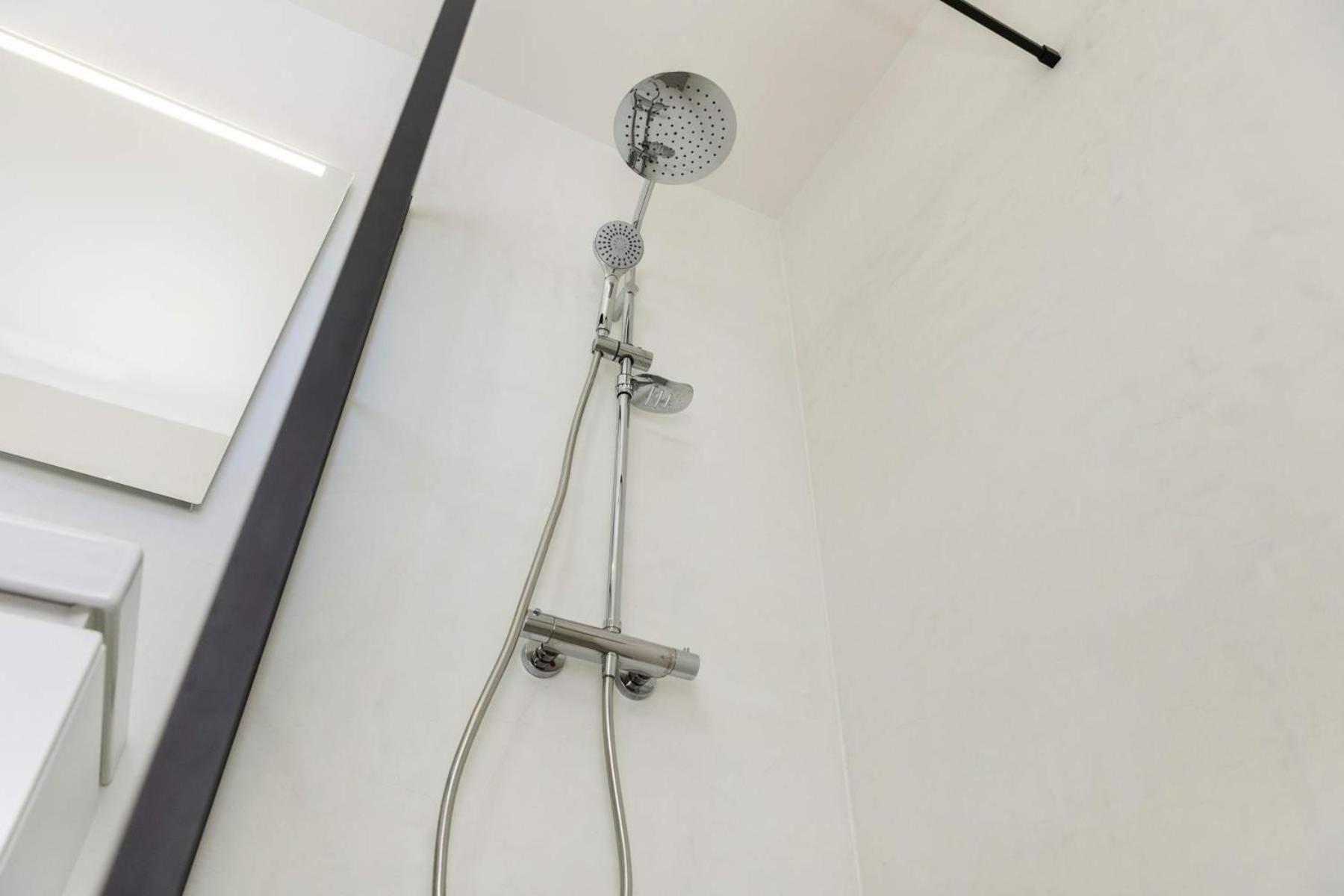 Bonaire Beach Apartment 1 with communal pool and diving facilities
