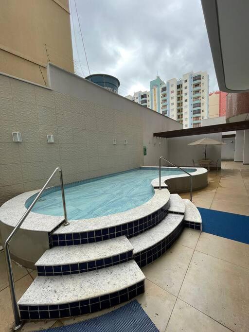 Apartamento lindo e completo em Caldas Novas viva essa experiência!