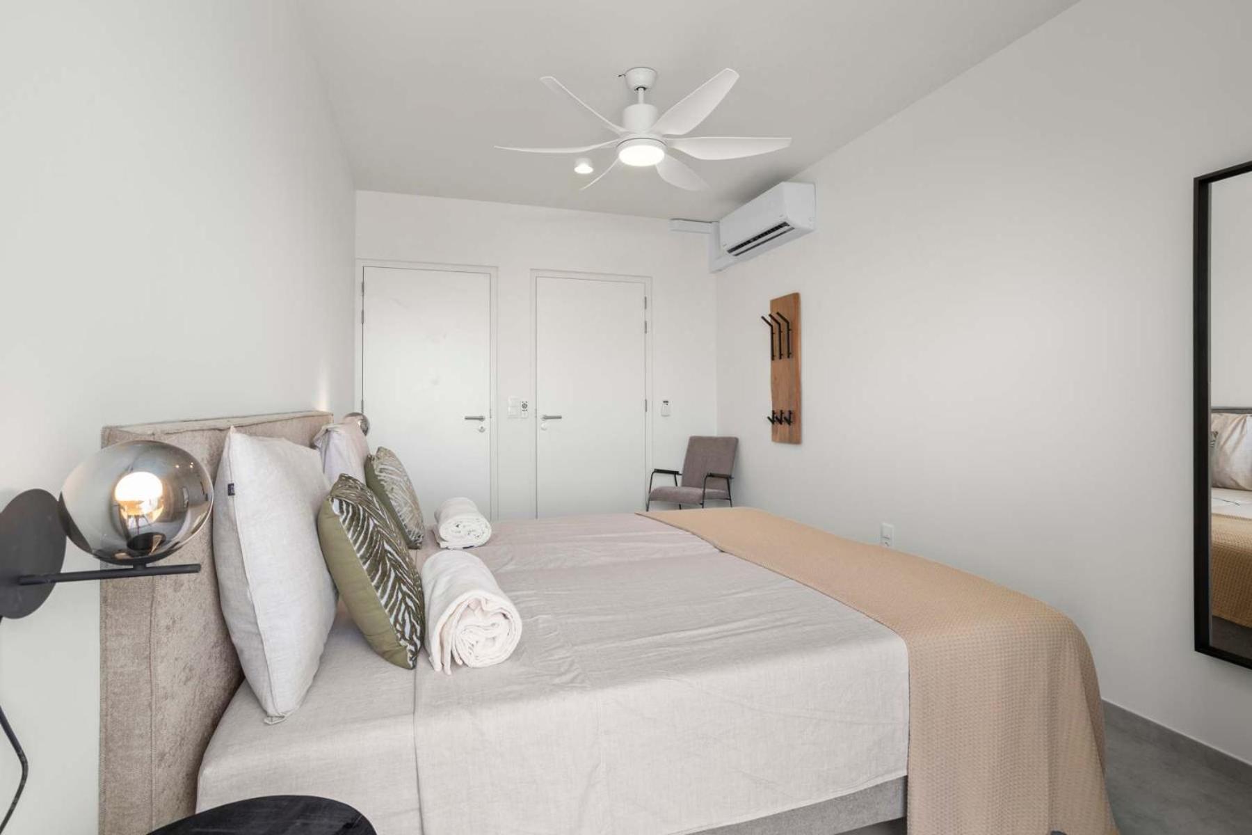 Bonaire Beach Apartment 5 with shared pool and diving facilities