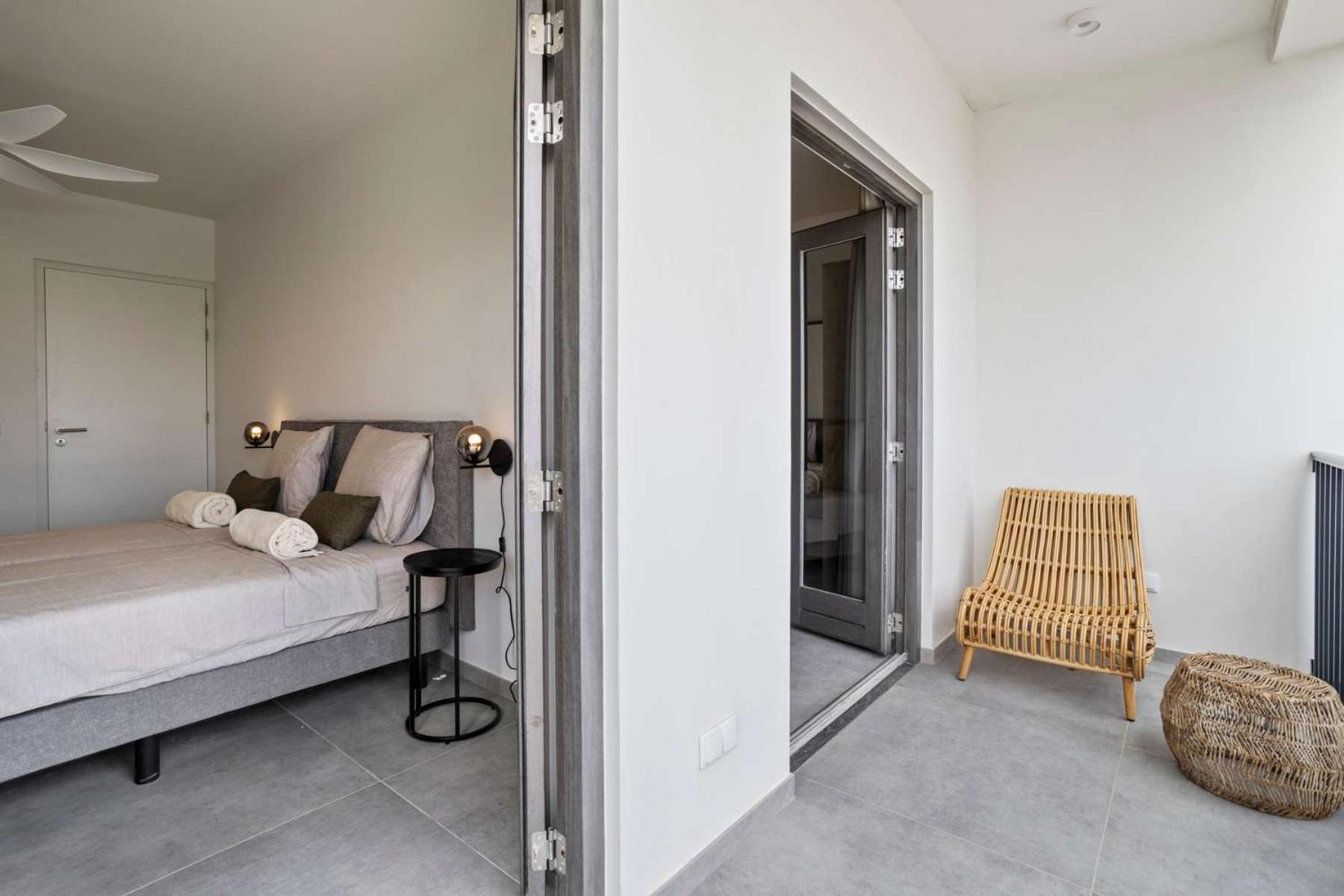 Bonaire Beach Apartment 5 with shared pool and diving facilities