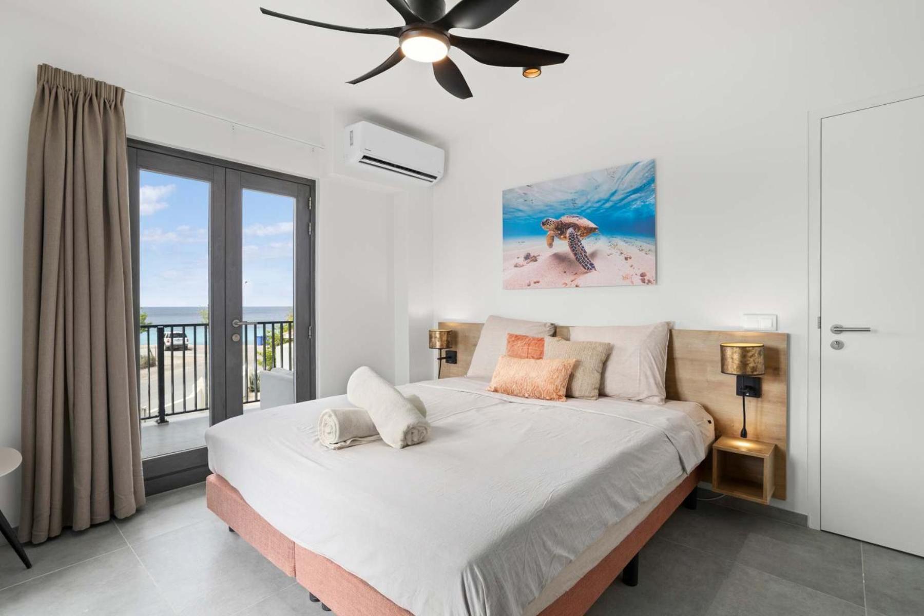 Bonaire Beach Apartment 6 with shared pool and diving facilities