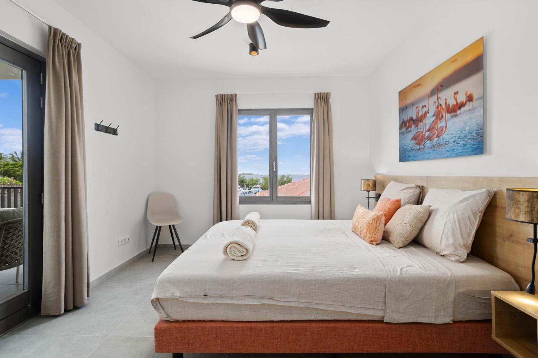 Bonaire Beach Apartment 6 with shared pool and diving facilities