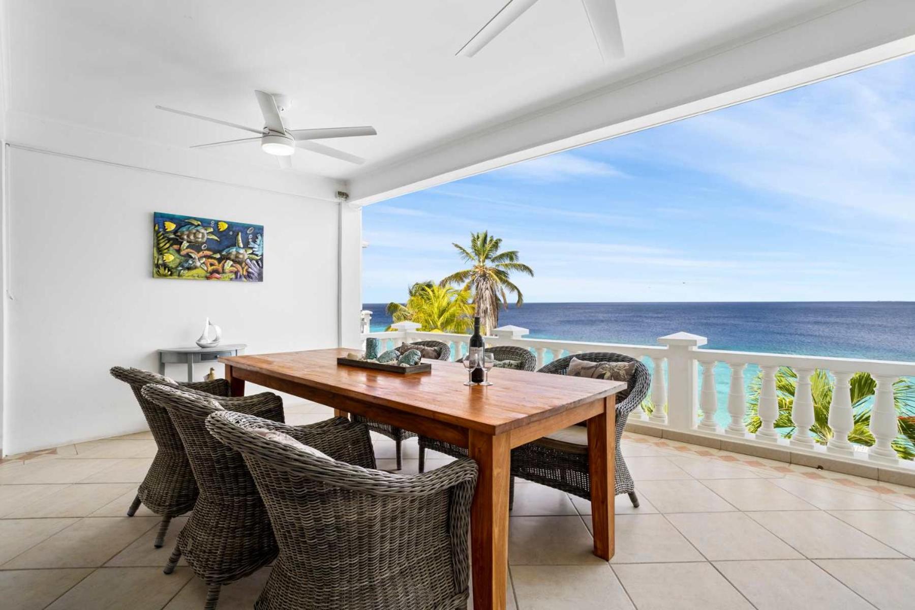 Belmar Oceanfront Apartments 21 right on the ocean with diving facilities