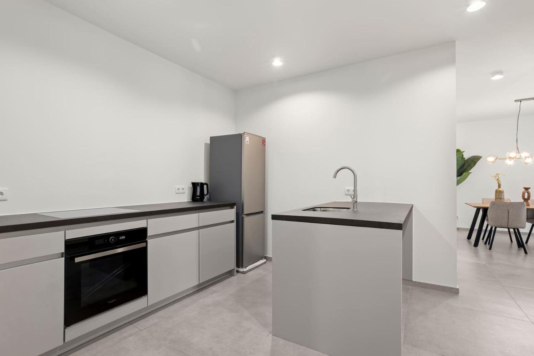 Bonaire Beach Apartment 3 with communal pool and diving facilities