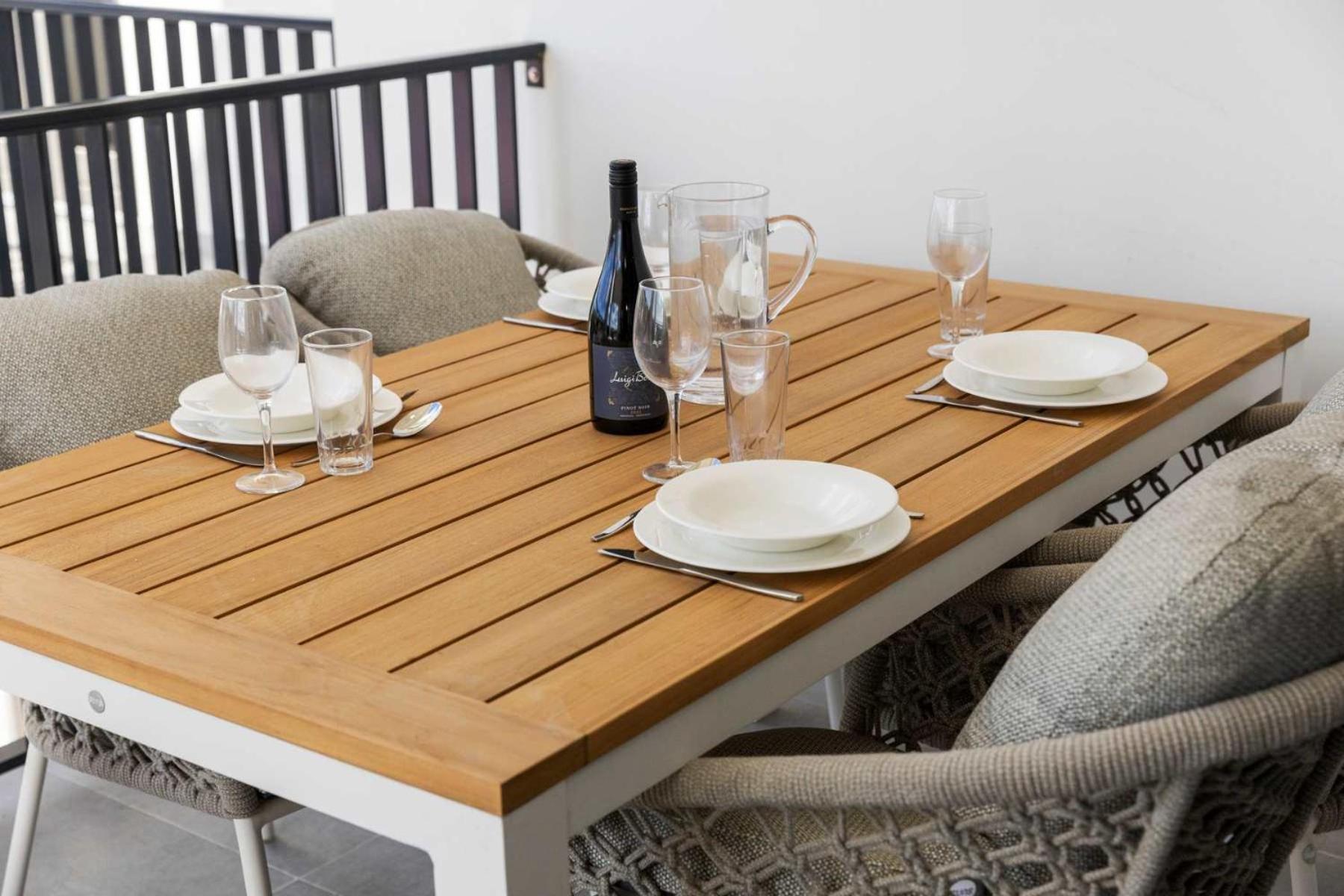 Bonaire Beach Apartment 9 with communal pool and diving facilities