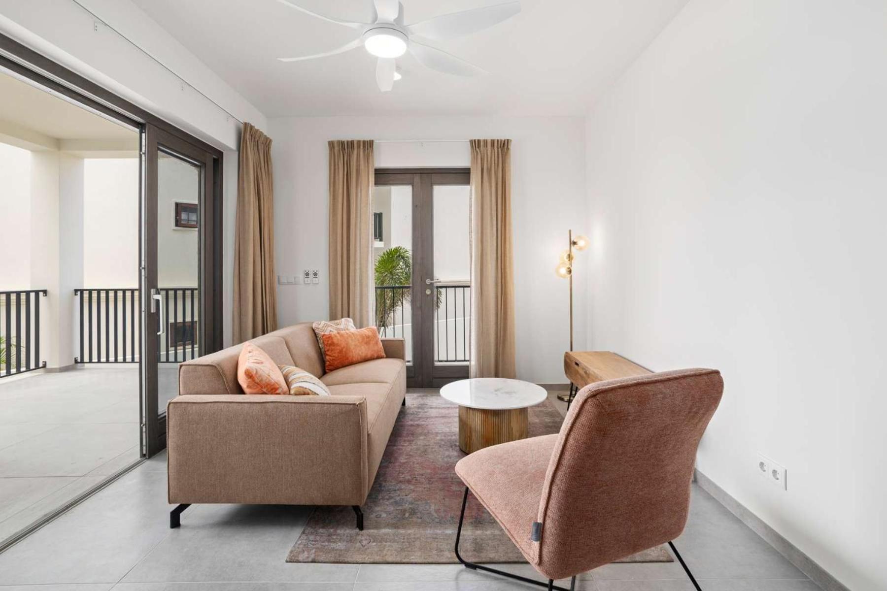 Bonaire Beach Apartment 7 with communal pool and diving facilities