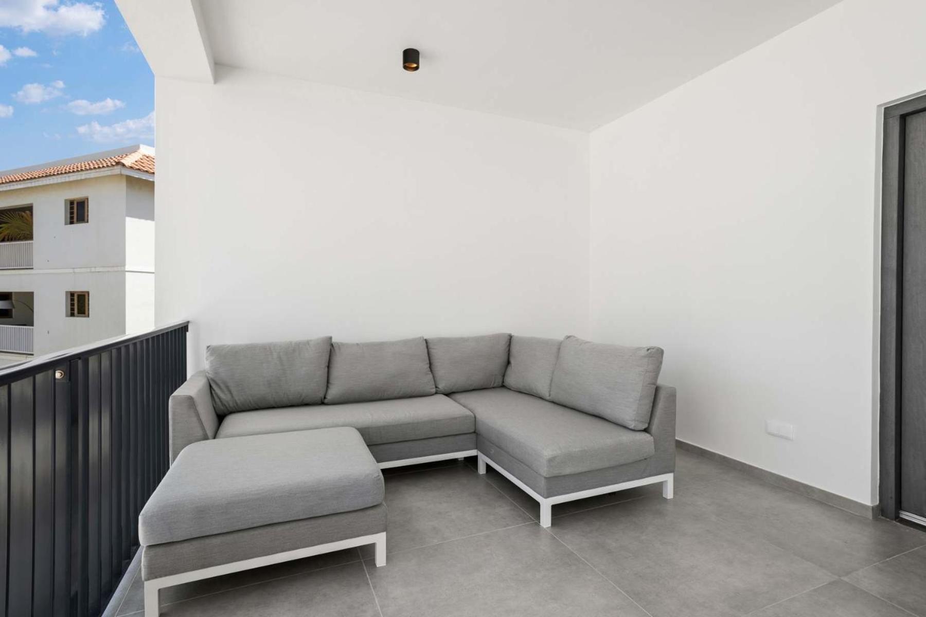 Bonaire Beach Apartment 11 with communal pool and diving facilities
