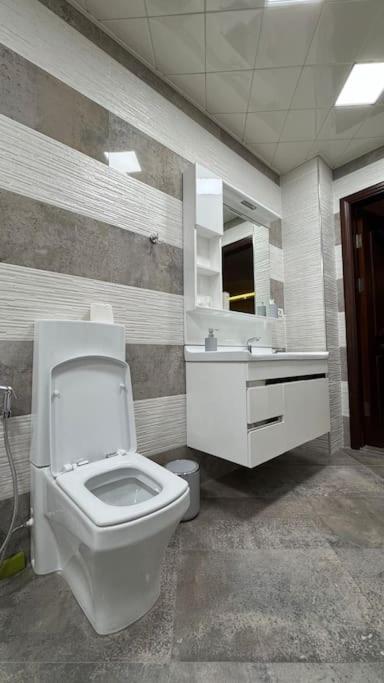 New 2BR Flat, Flame Towers View