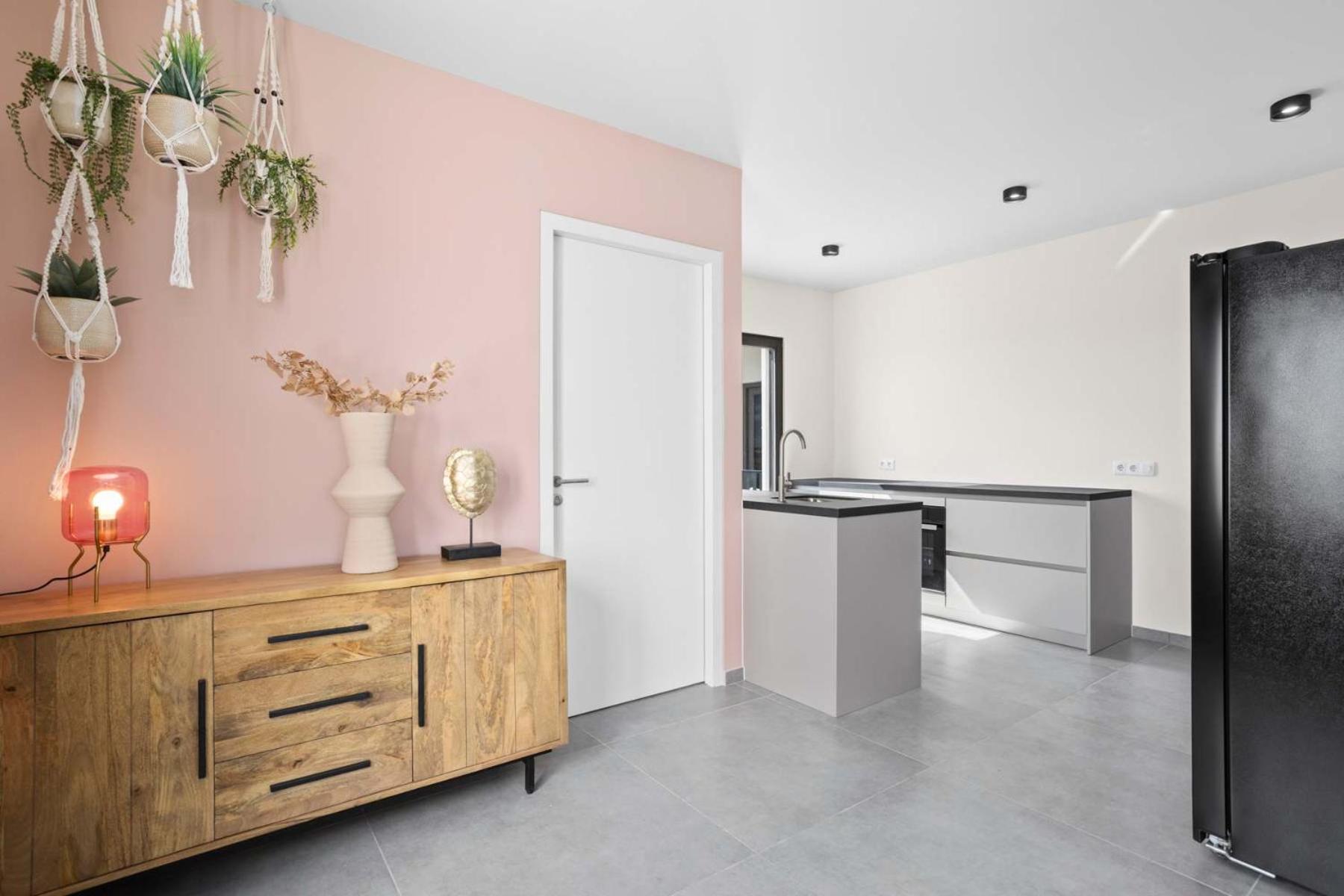 Bonaire Beach Apartment 12 with communal pool and diving facilities