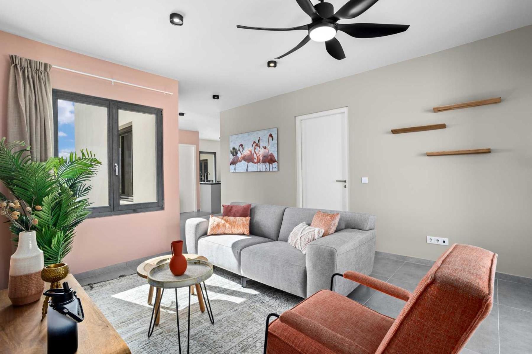Bonaire Beach Apartment 12 with communal pool and diving facilities